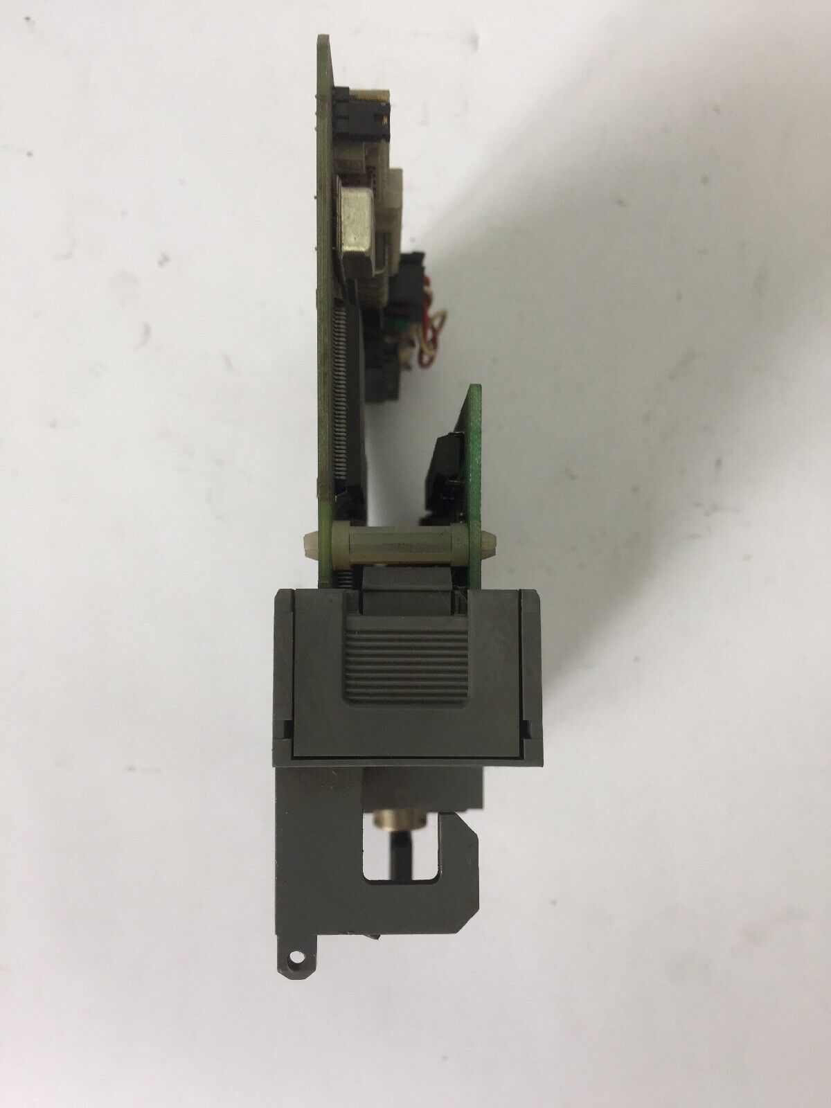 ALLEN BRADLEY 1747-L532 PROCESSOR UNIT 24VDC SER D PROC. REV 4