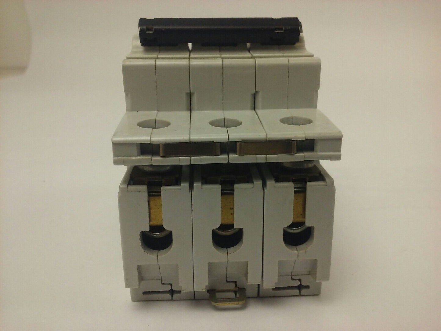 ABB, S253, CIRCUIT BREAKER, L 10A, Nr.15, 3P, 220/380VAC, MAX 240VAC, 10KA, NEW