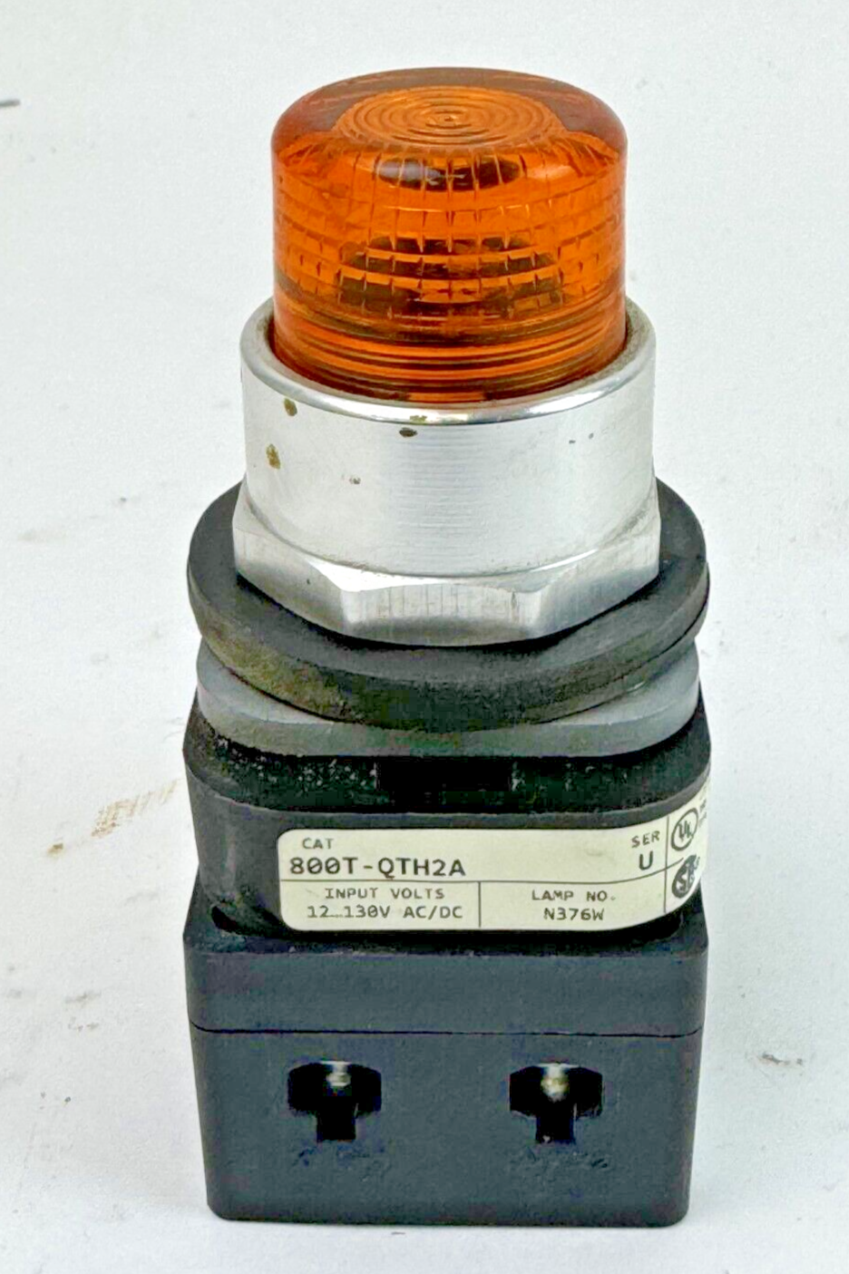 ALLEN-BRADLEY - 800T-QTH2A SER. U - AMBER ILLUMINATED PUSH BUTTON W/ BLOCK
