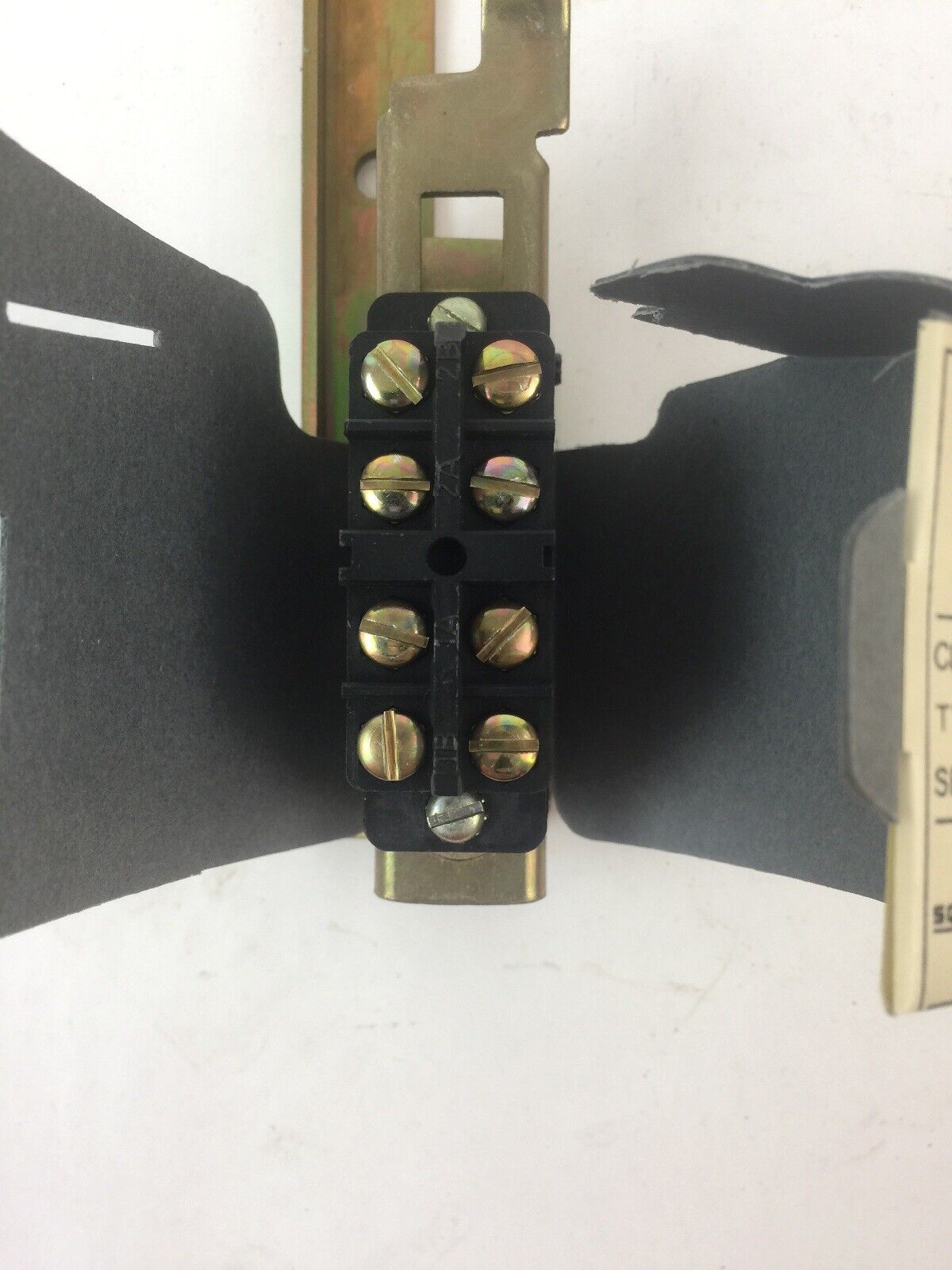 SQUARE D 9999 R-9 TWO POLE ELECTRICAL INTERLOCK FOR 100 & 200 AMP DISCONNECT