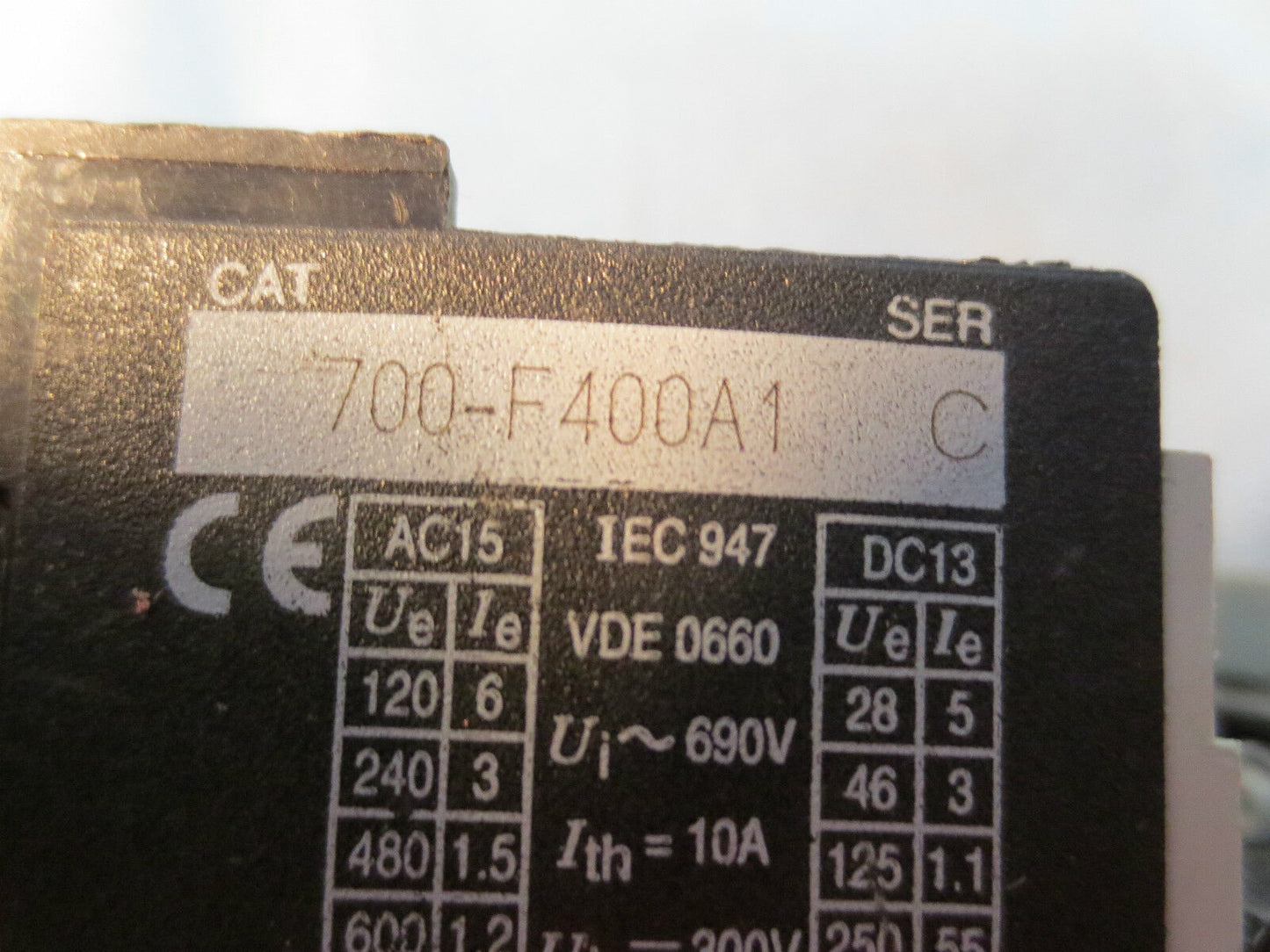 ALLEN BRADLEY 700-F400A1 Ser. C RELAY w/ A-B 195-FA40 Ser. A AUX. CONTACT BLOCK