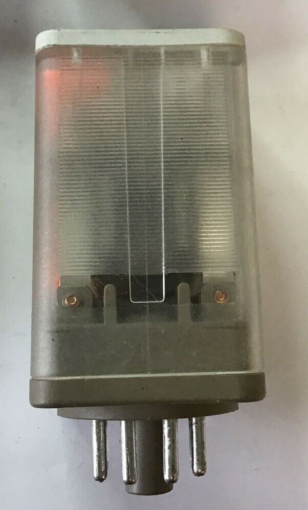ALLEN BRADLEY 700-HA32Z24 RELAY 24VDC SER.C 240VAC 10A***LOTOF5***