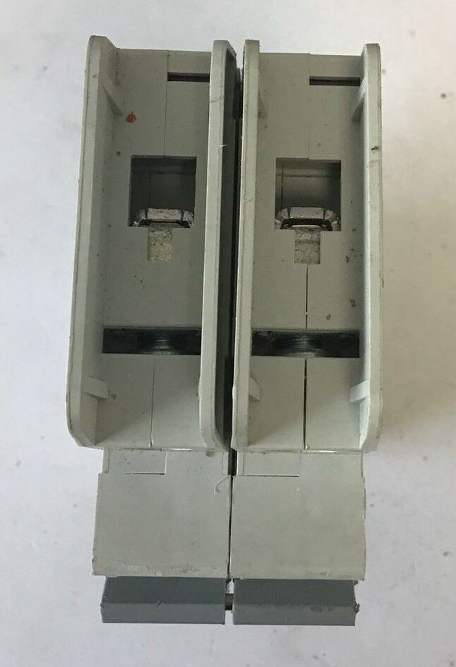 EATON WMZT2C08 CIRCUIT BREAKER 8A 480Y/277VAC 10KA 2POLE 50/60HZ***LOTOF2***
