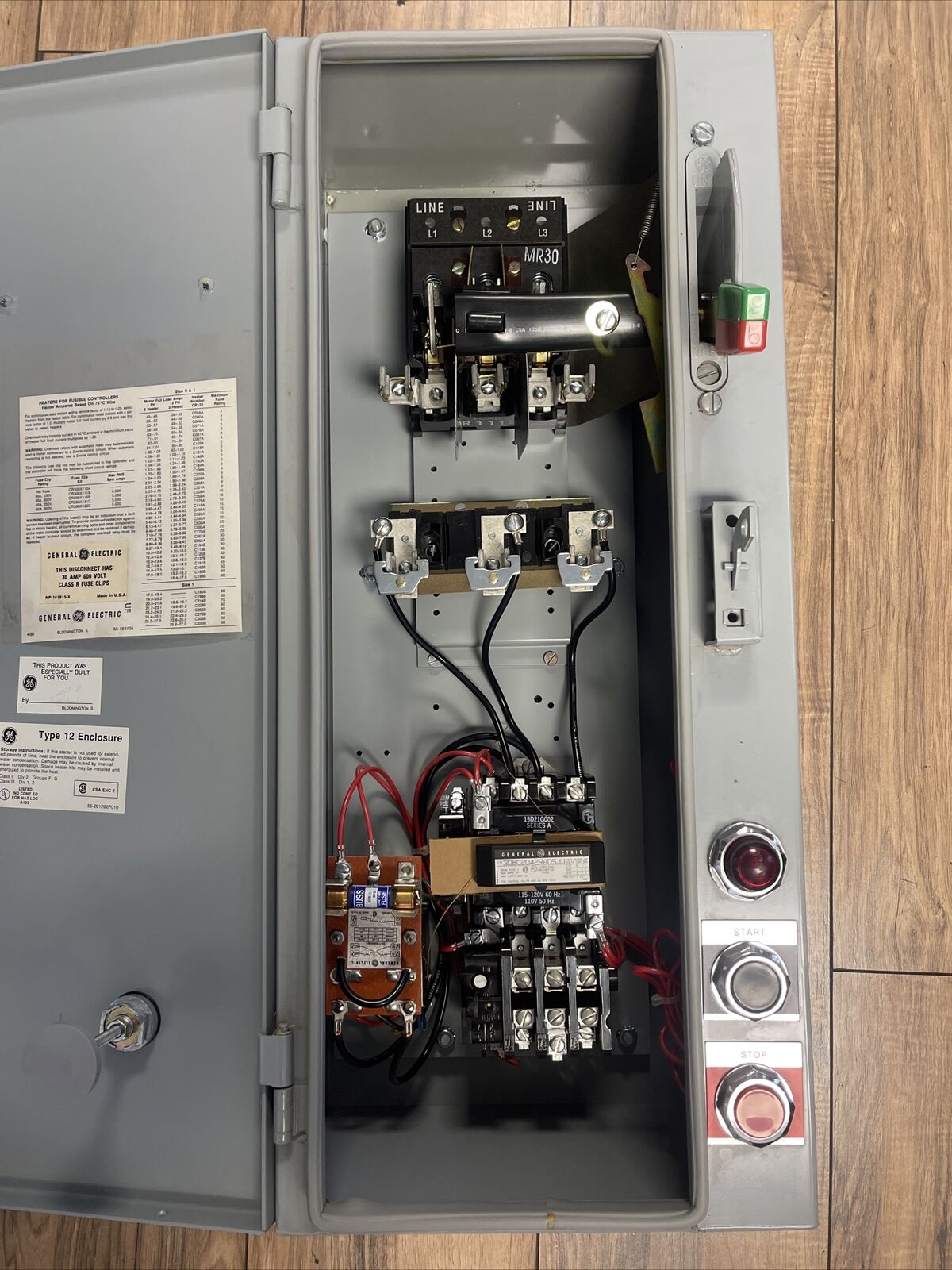 GE CR308C2042RADSJJ COMBINATION MAGNETIC STARTER SIZE 1 FUSIBLE 30A 600VAC 7.5HP
