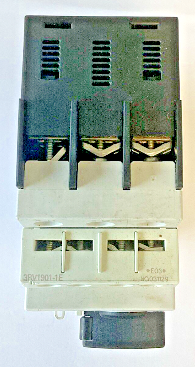 SIEMENS 3RV1021-4AA10 MOTOR CONTROL 208A 600V