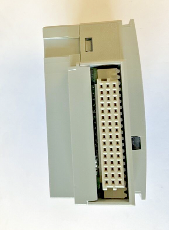 ALLEN BRADLEY 1764-LRP PROCESSOR UNIT SER.C REV.F FRN.11 5VDC