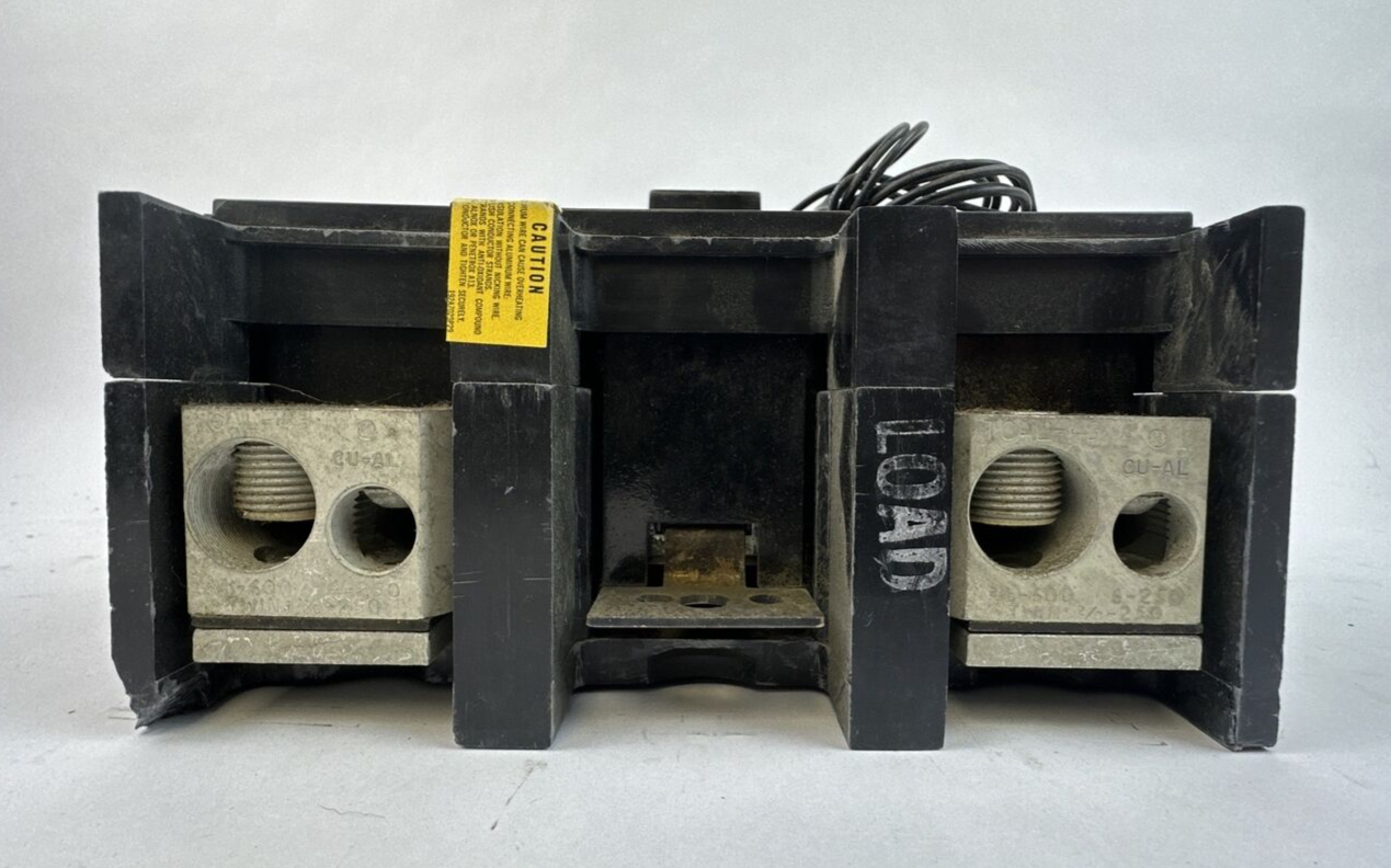 GE TJK426F000 CIRCUIT BREAKER 400A 2P 600VAC 250VDC 200A TRIP UNIT 48VDC SHUNT