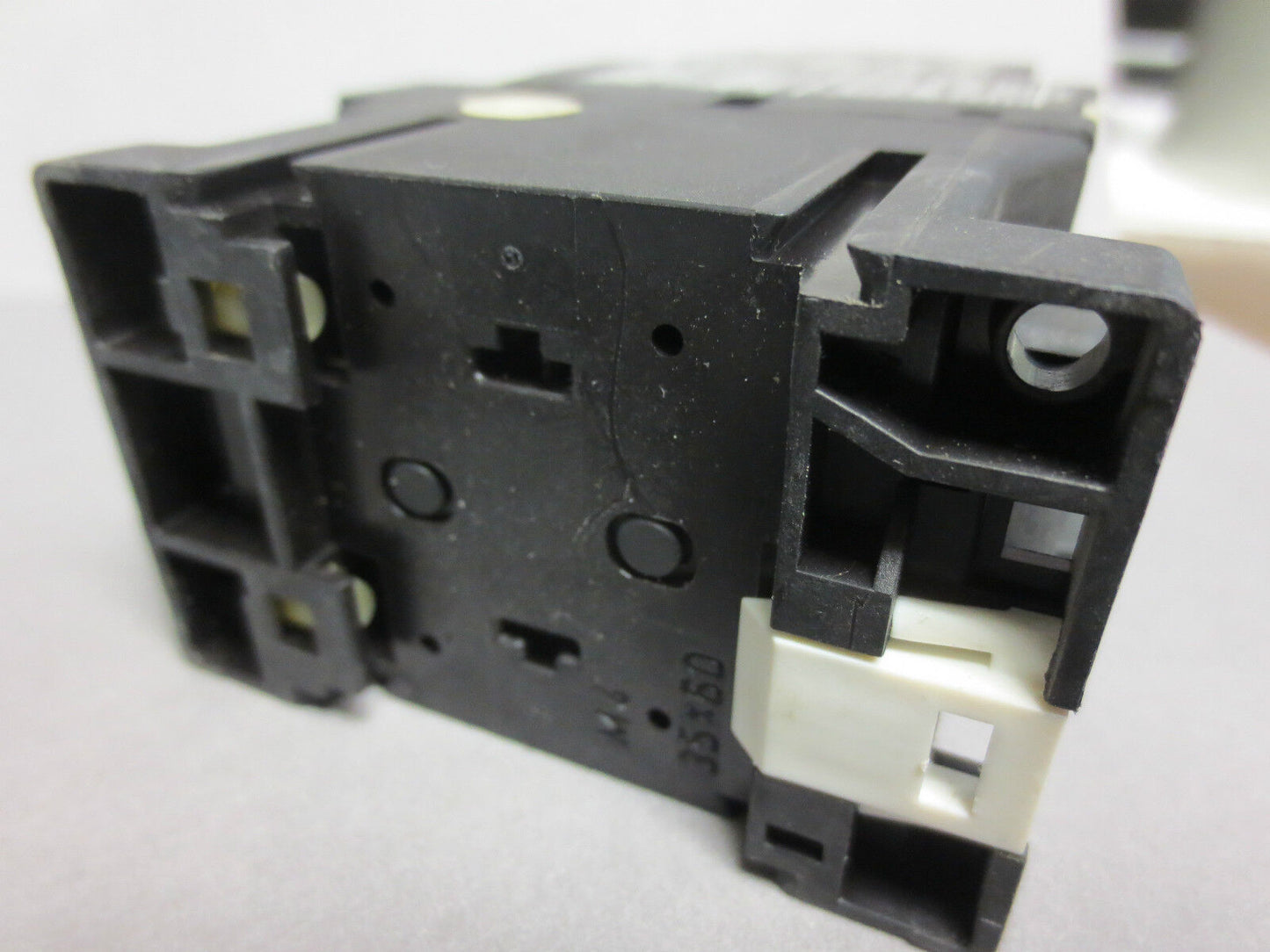 KLOCKNER-MOELLER DIL 00 M-10 & 22 DIL RELAY / CONTACTOR ASSEMBLY