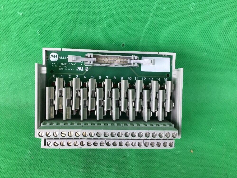 ALLEN BRADLEY 1492-IFM20F-F24-2 INTERFACE MODULE