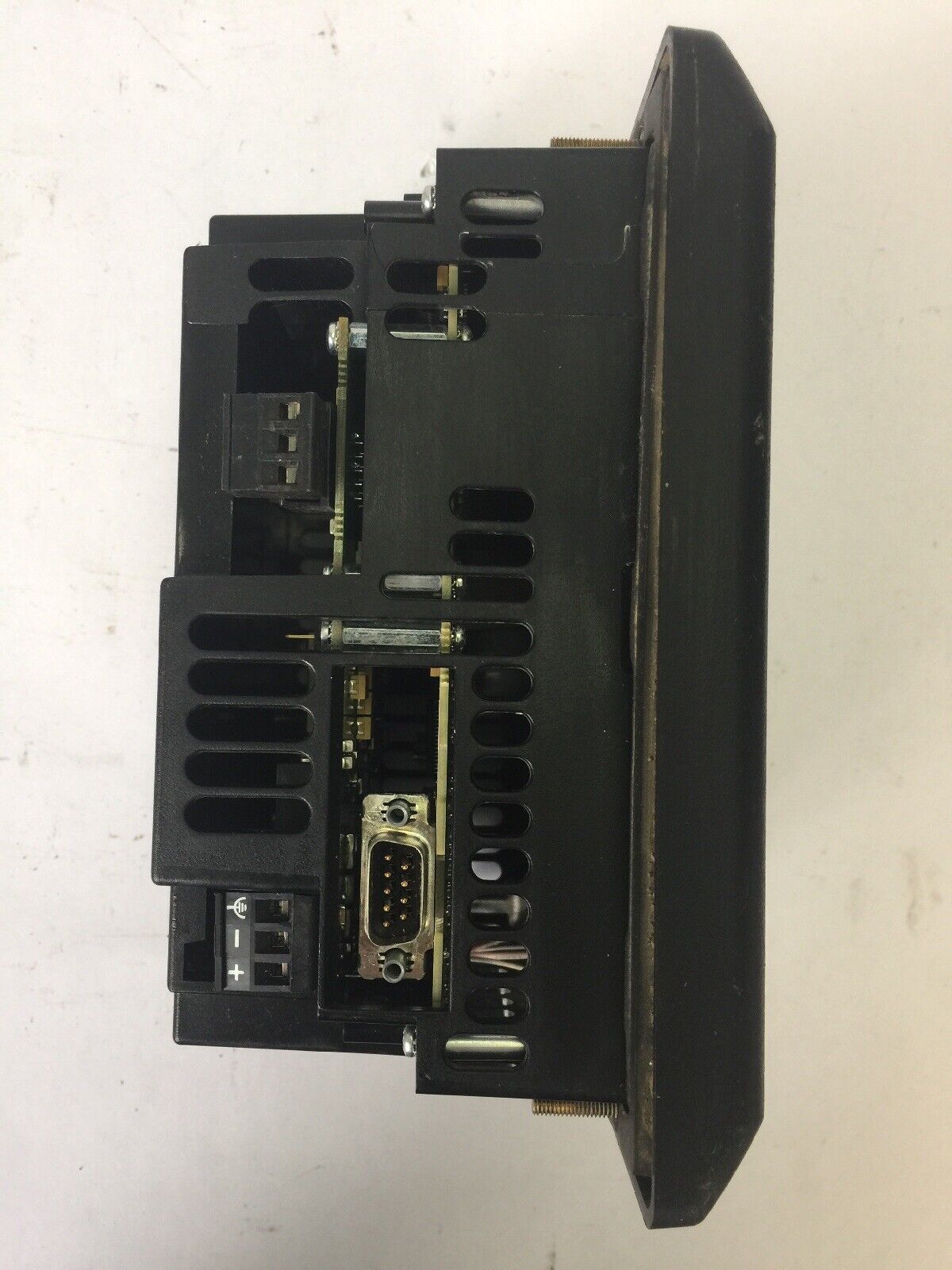 ALLEN BRADLEY 2711-T6C1L1X PANELVIEW 600 SER B FRN 4.46 24VDC 24W