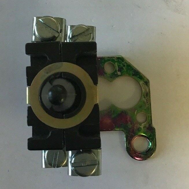 GE CONTACT BLOCK CR2940U210 600VOLTS ***LOTOF2***
