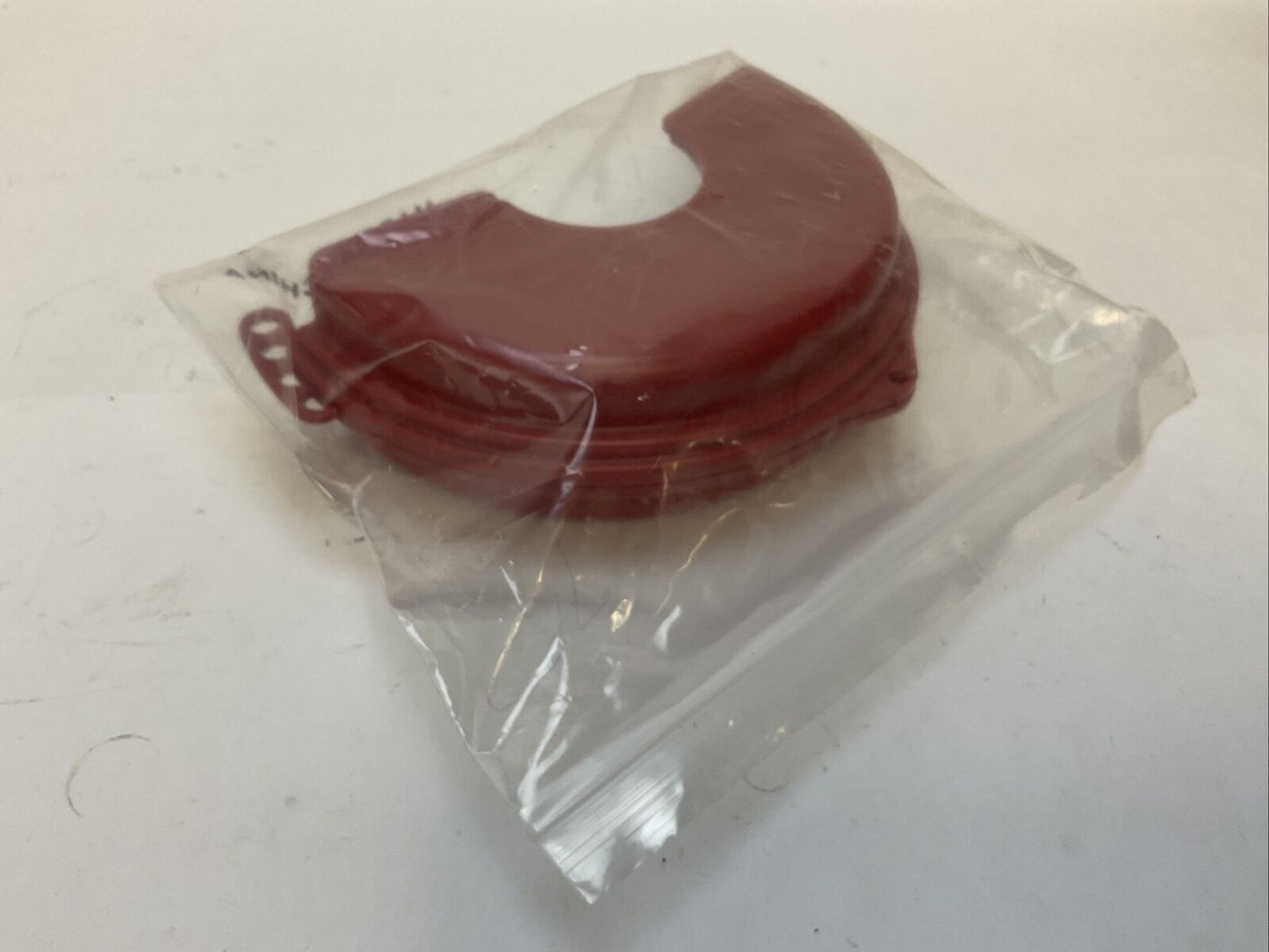 MASTER LOCK 482 ROTATING GATE VALVE LOCKOUT