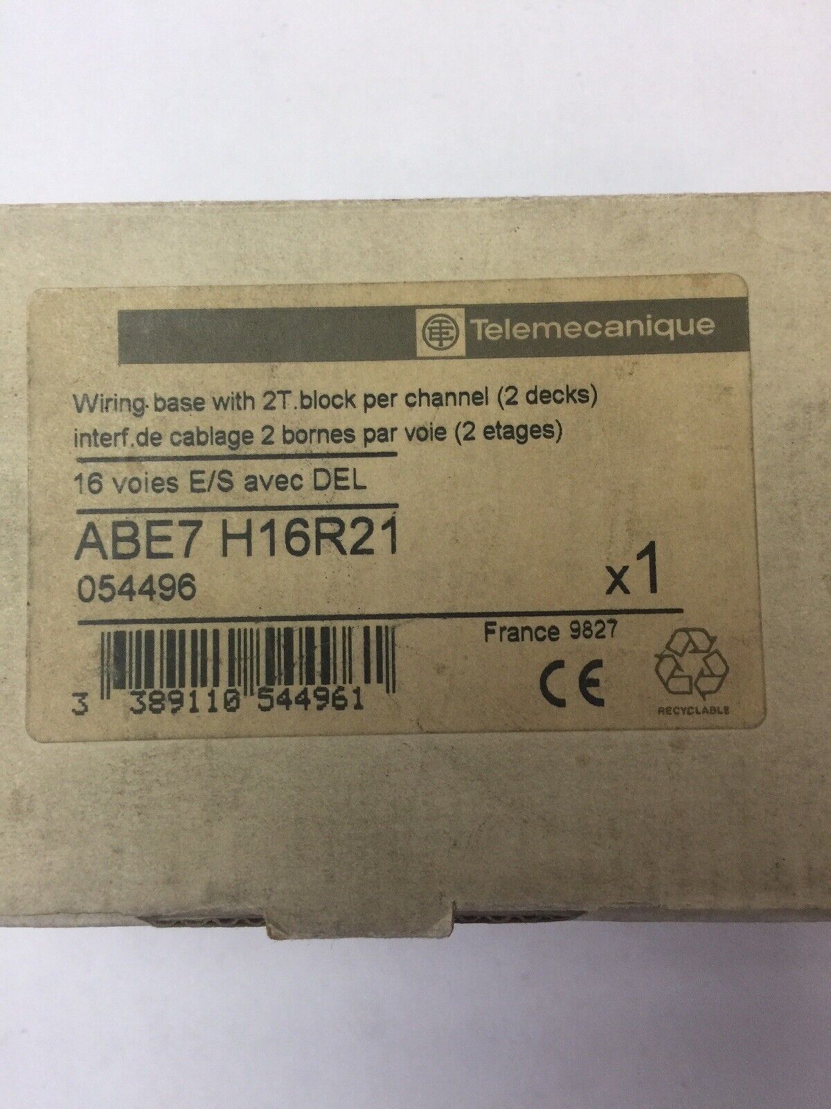 TELEMECANIQUE ABE7 H16R21 WIRING BASE W/2T. BLOCK PER CHANNEL (2 DECKS) 30VDC