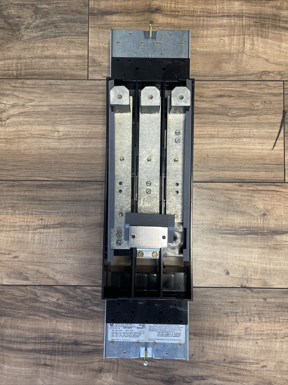 GE AMC3GM SPECTRA SERIES CIRCUIT BREAKER MODULE MODEL 1 3POLES 600AMP 600V