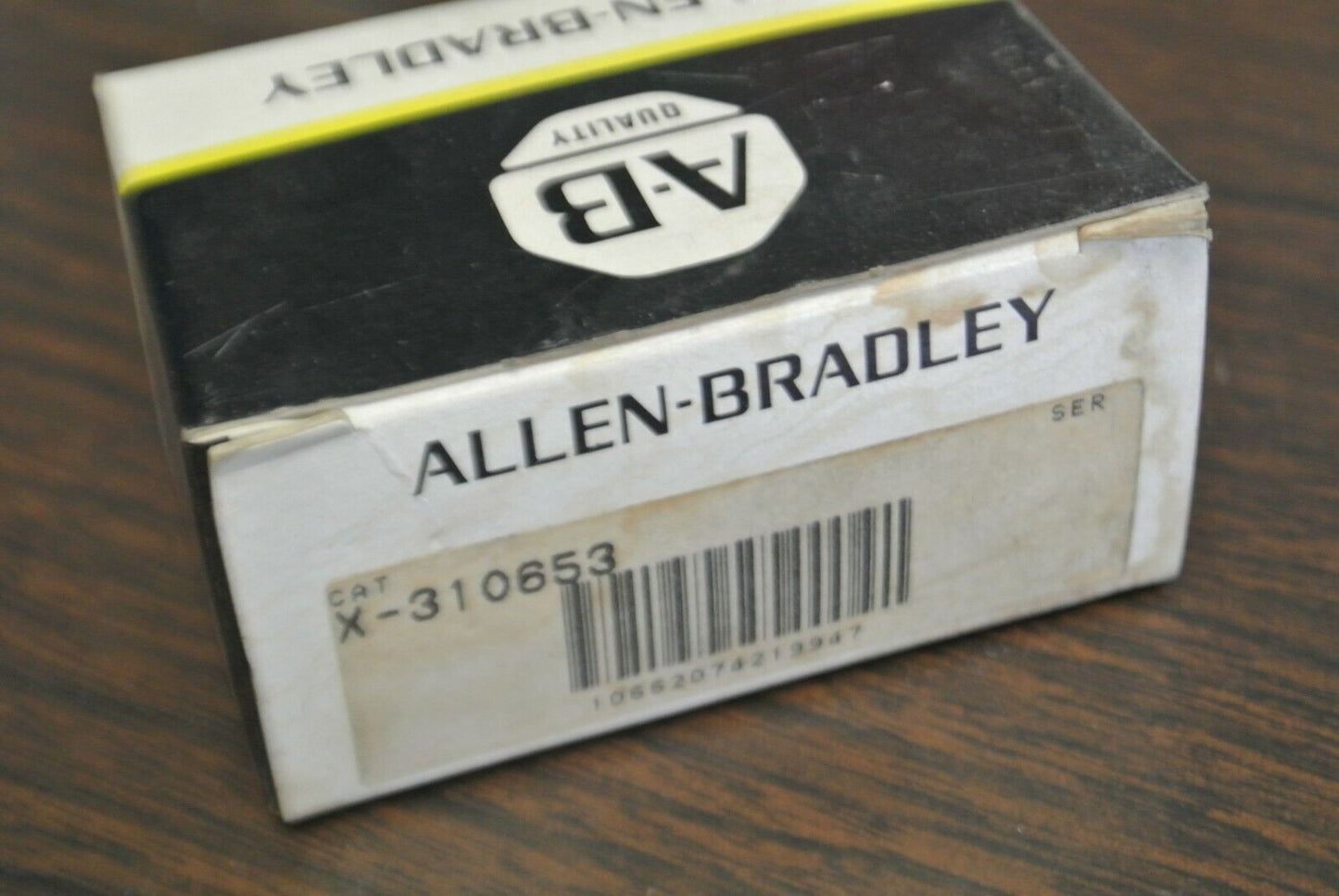 ALLEN-BRADLEY X-310653 FRONT COVER ASSEMBLY for BUL. 700 AC RELAY / NEW SURPLUS