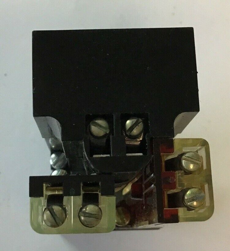 SQUARE D LMA1 SER.B 120V 50/60HZ W/LA-21 SER.A W/ LA-1 LIGHT MODULE