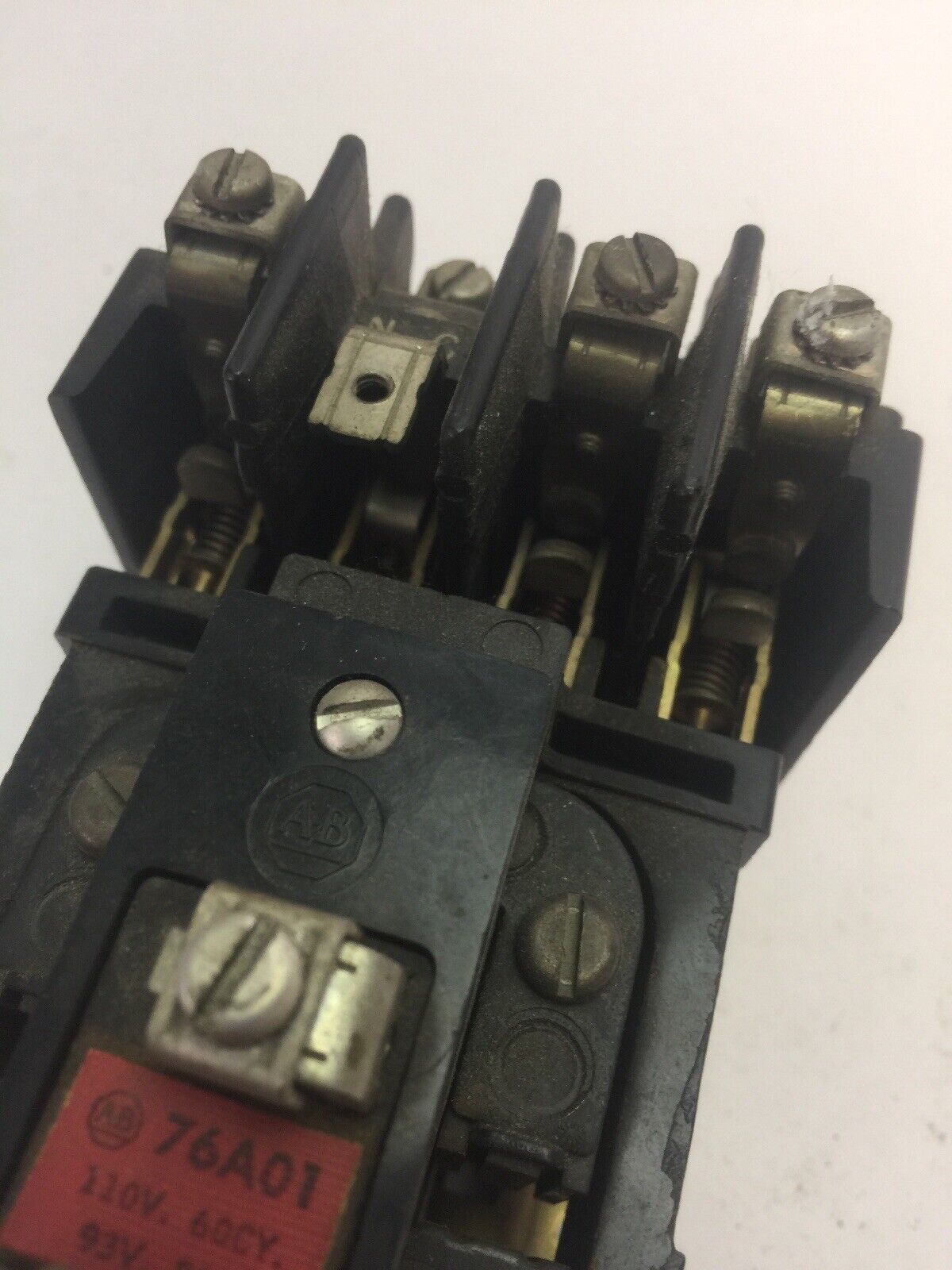 ALLEN BRADLEY BUL 700 BR-310 RELAY 600VAC 10A NON-INDUCTIVE 76A01 COIL 110V 60CY