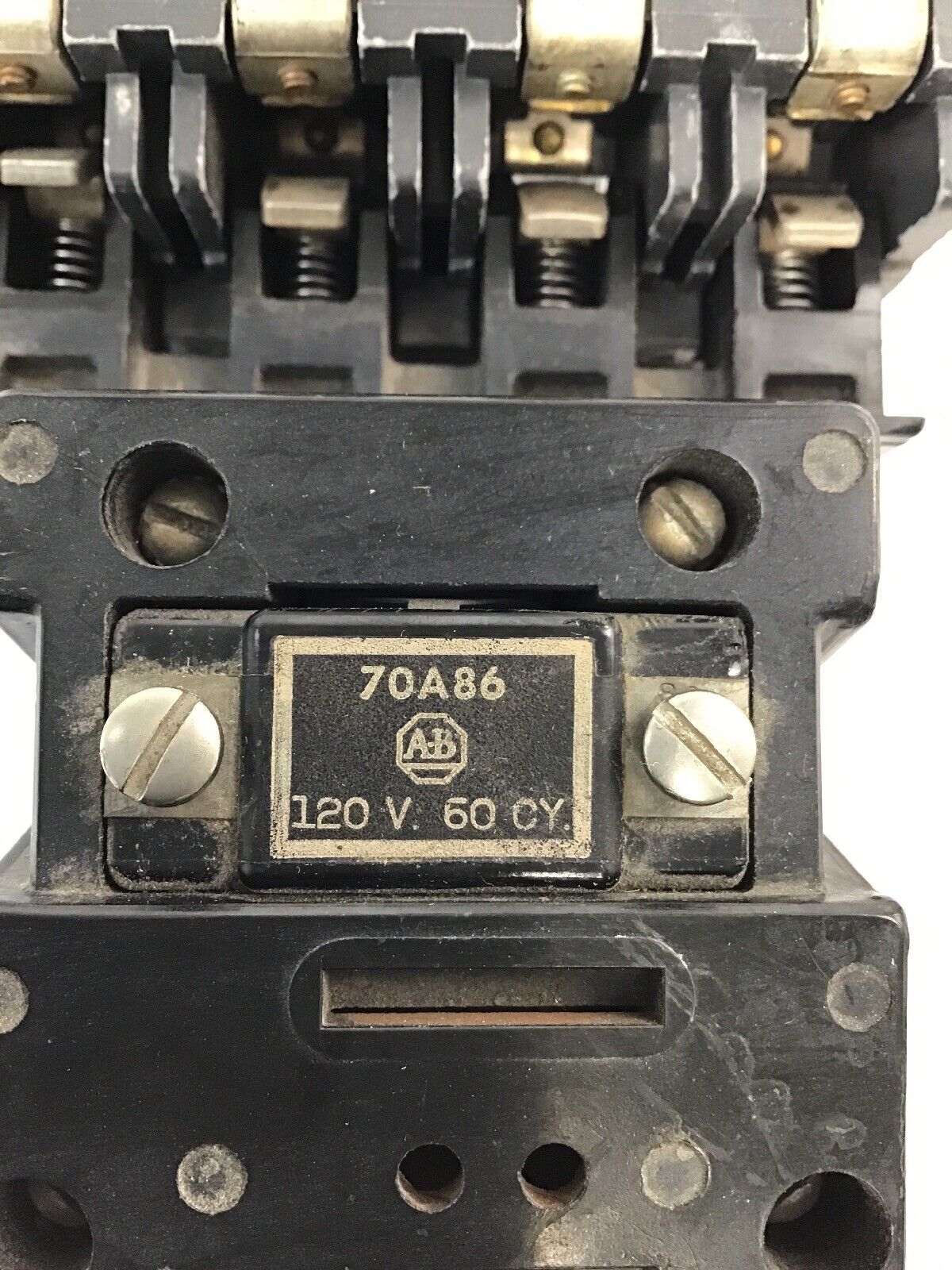 ALLEN BRADLEY 702-A0D93 OVERLOAD RELAY SER.K 575V 5HP W/70A86 120V/60HZ COIL