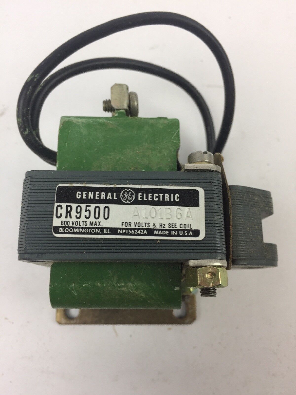 GE CR9500A101B6A SOLENOID 115V 50HZ PULL TYPE RIGHT MTG