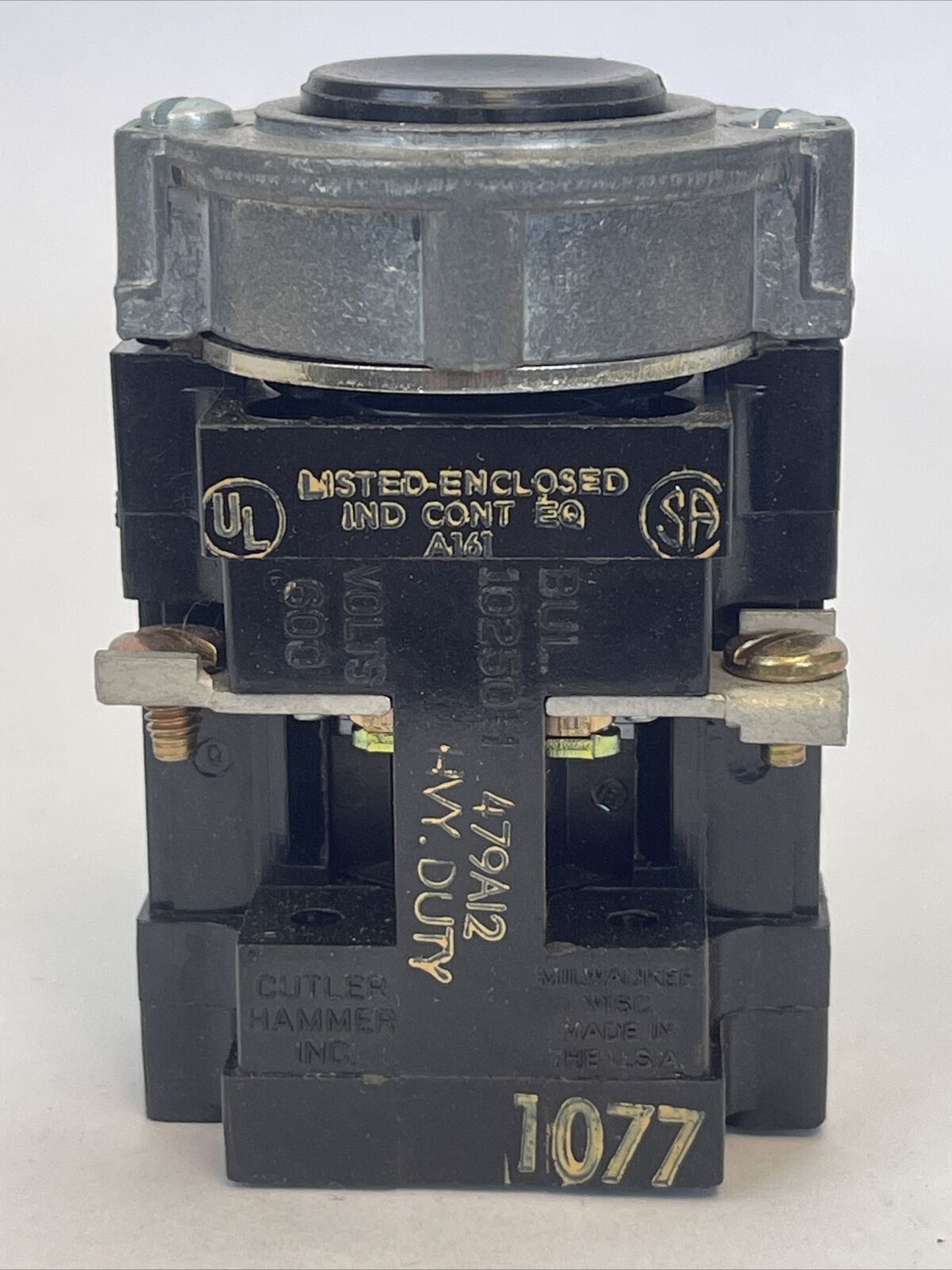 CUTLER HAMMER 10250H479-12 1077 PUSHBUTTON OPERATOR BLACK P.B. BASE MTG.