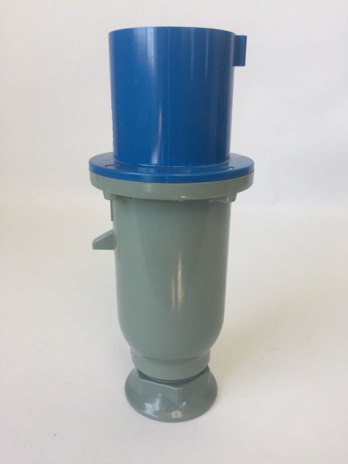 HUBBELL 360P6 PLUG 60AMP 250VAC 2POLE 3-WIRE GROUNDING FOR USE W/ 360R6 360C6