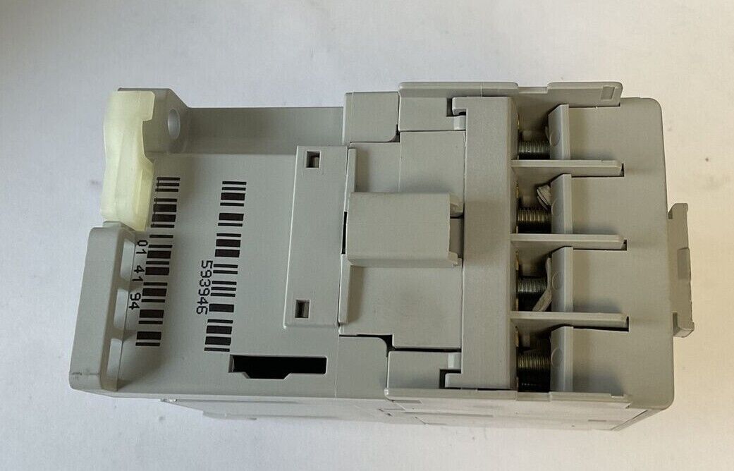 ALLEN BRADLEY 700-CF400EJ CONTACTOR SER.A 24VDC