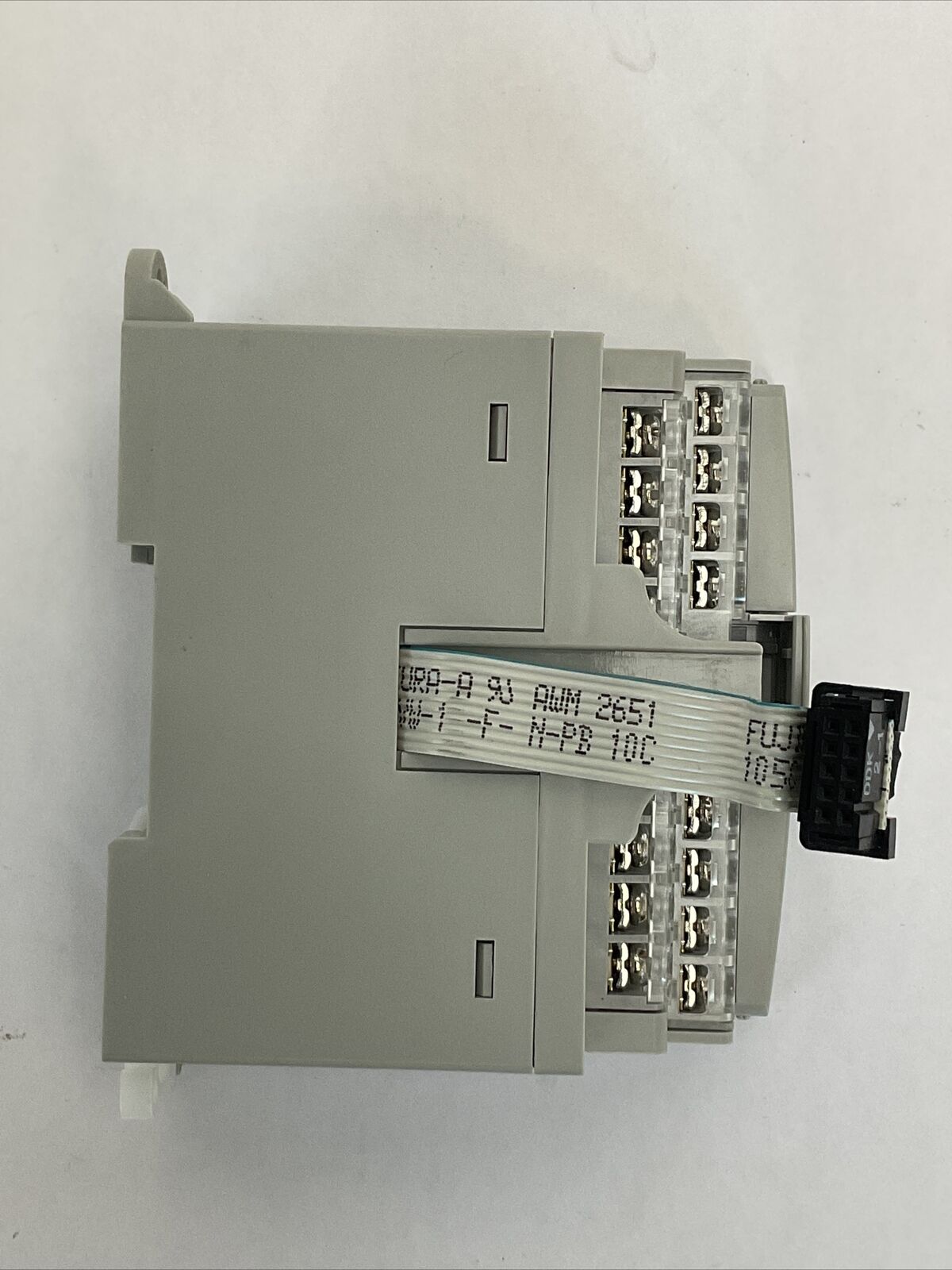 ALLEN BRADLEY 1762-OW16 MICROLOGIX 16PT VAC/VDC RELAY OUTPUT SERE B REV A