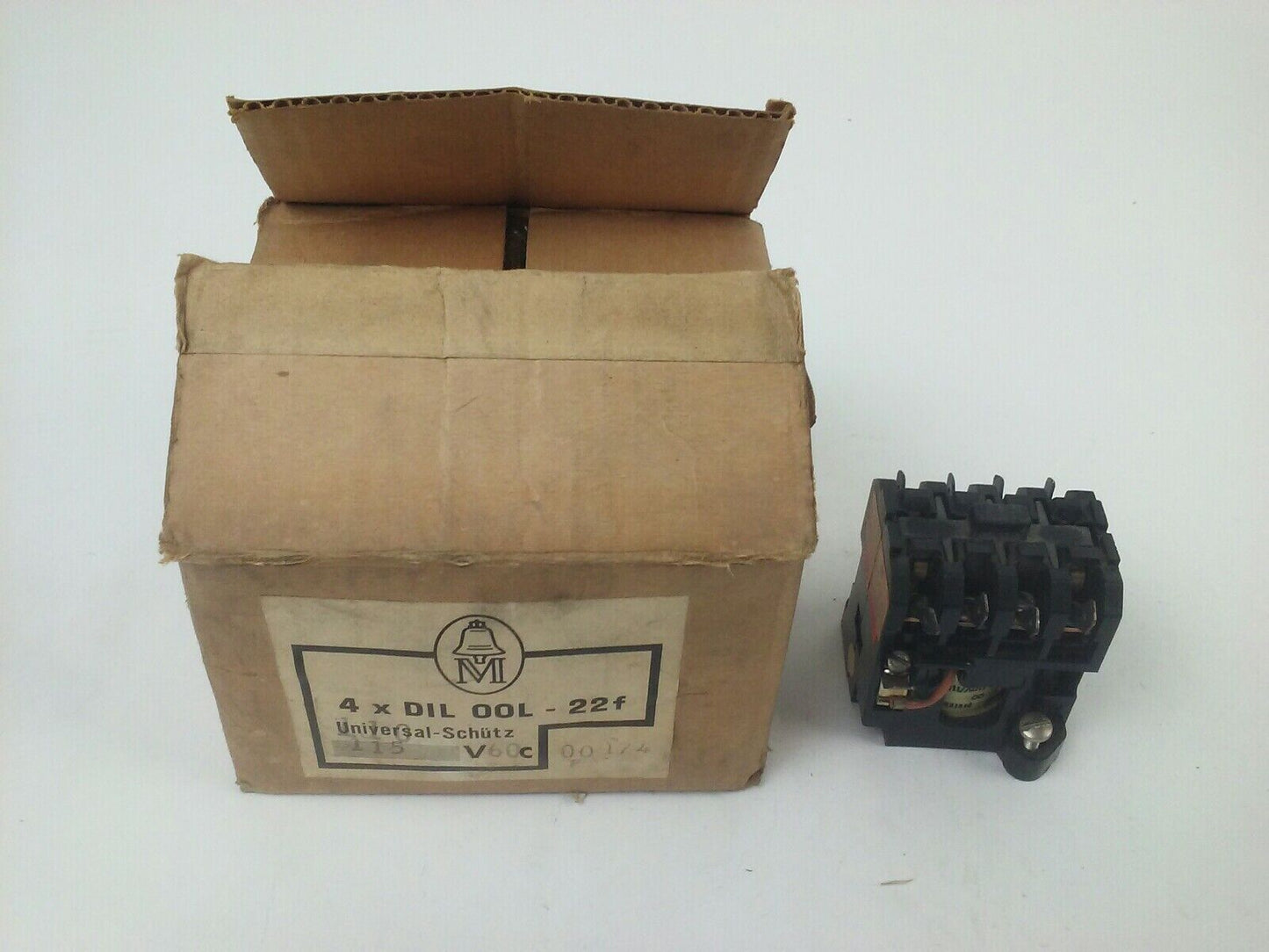 KLOCKNER MOELLER DIL00L-22-F CONTACTOR 3P 3PH, 277/300VAC, 20A, 3/4HP, 115V COIL