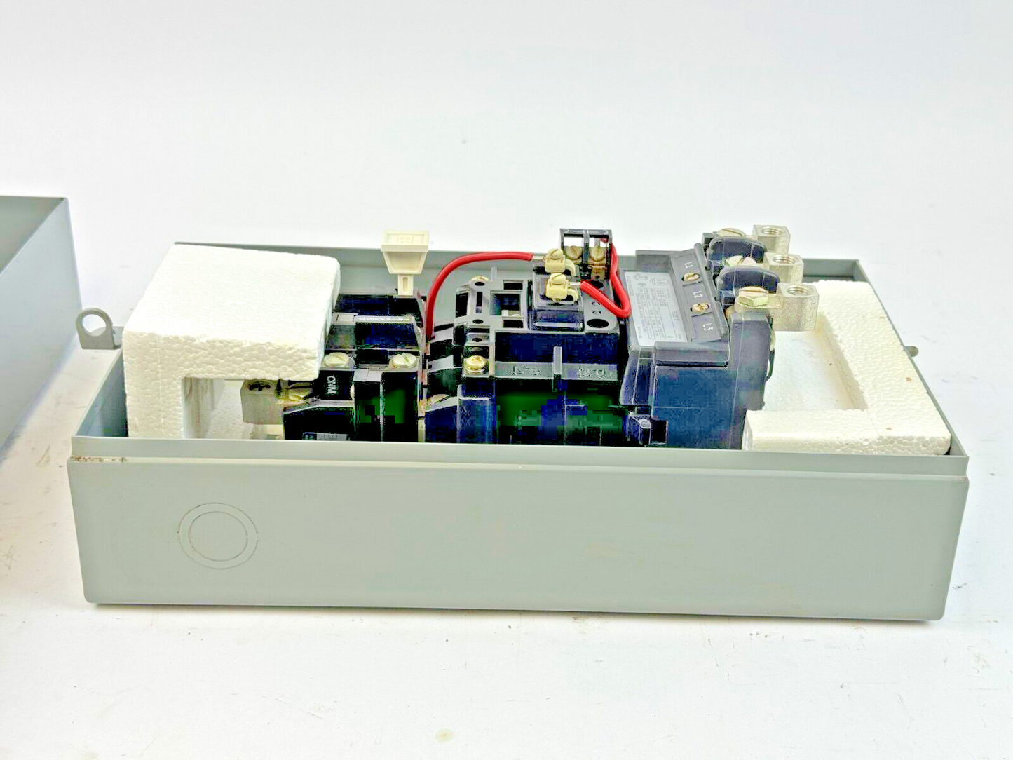 ALLEN-BRADLEY - 509-CAD SER. A -MAG MOTOR CONTROLLER W/ TYPE 1 ENC 120V COIL-NEW