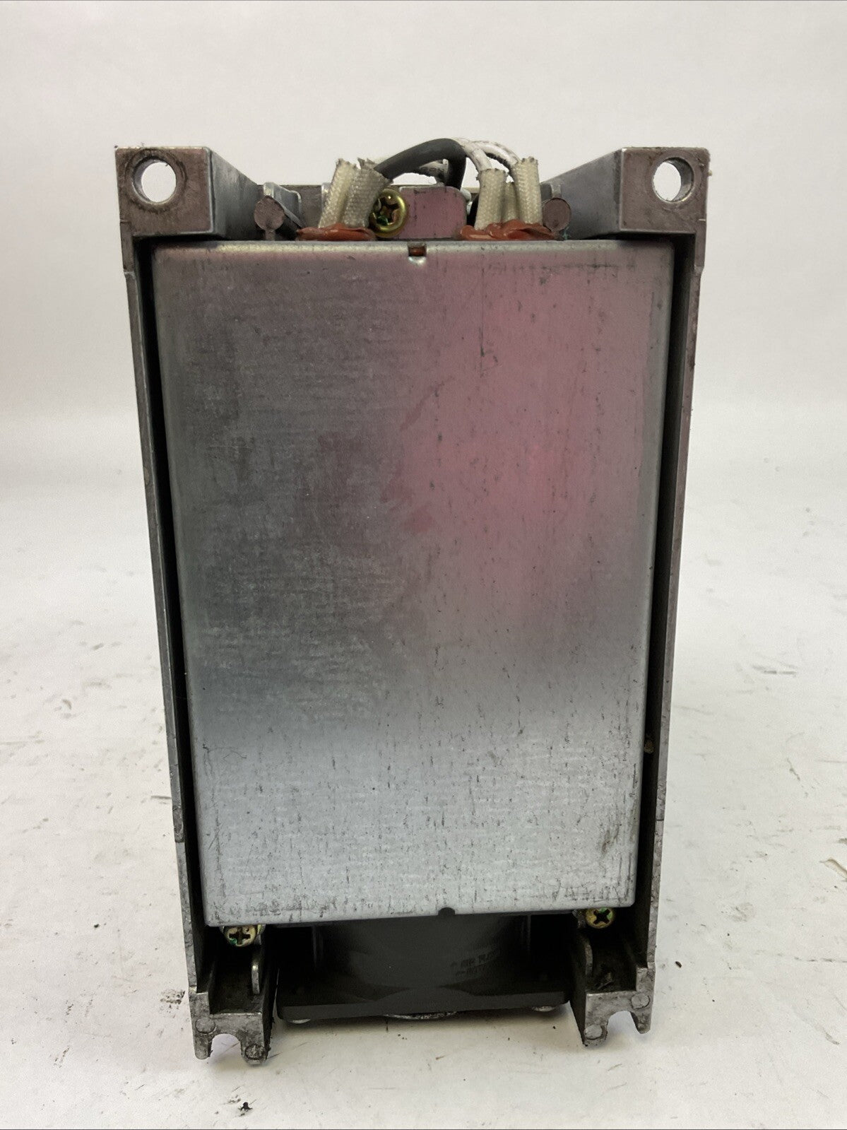 MITSUBISHI MR-J2S-200B-S030 AC SERVO OUTPUT 170V 11A INPUT 200-230V POWER 2kW