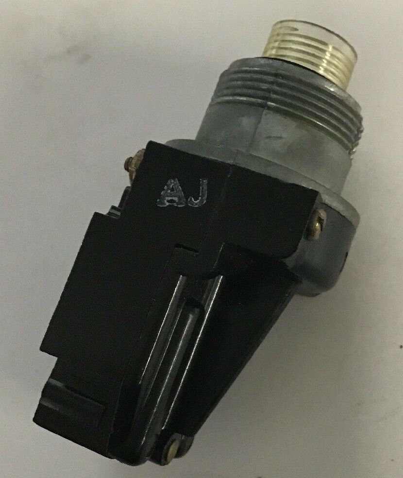 GE CR104A8123 OILTIGHT PUSHBUTTON W/O BUTTON 150V 1NO-1NC
