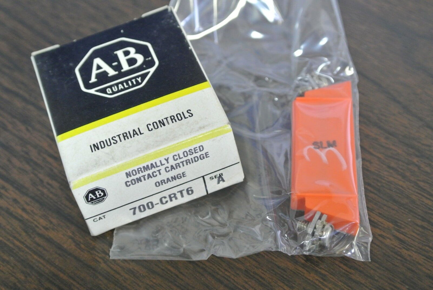 ALLEN-BRADLEY 700-CRT6 - NORMALLY CLOSED CONTACT CARTRIDGE ORANGE - NEW SURPLUS