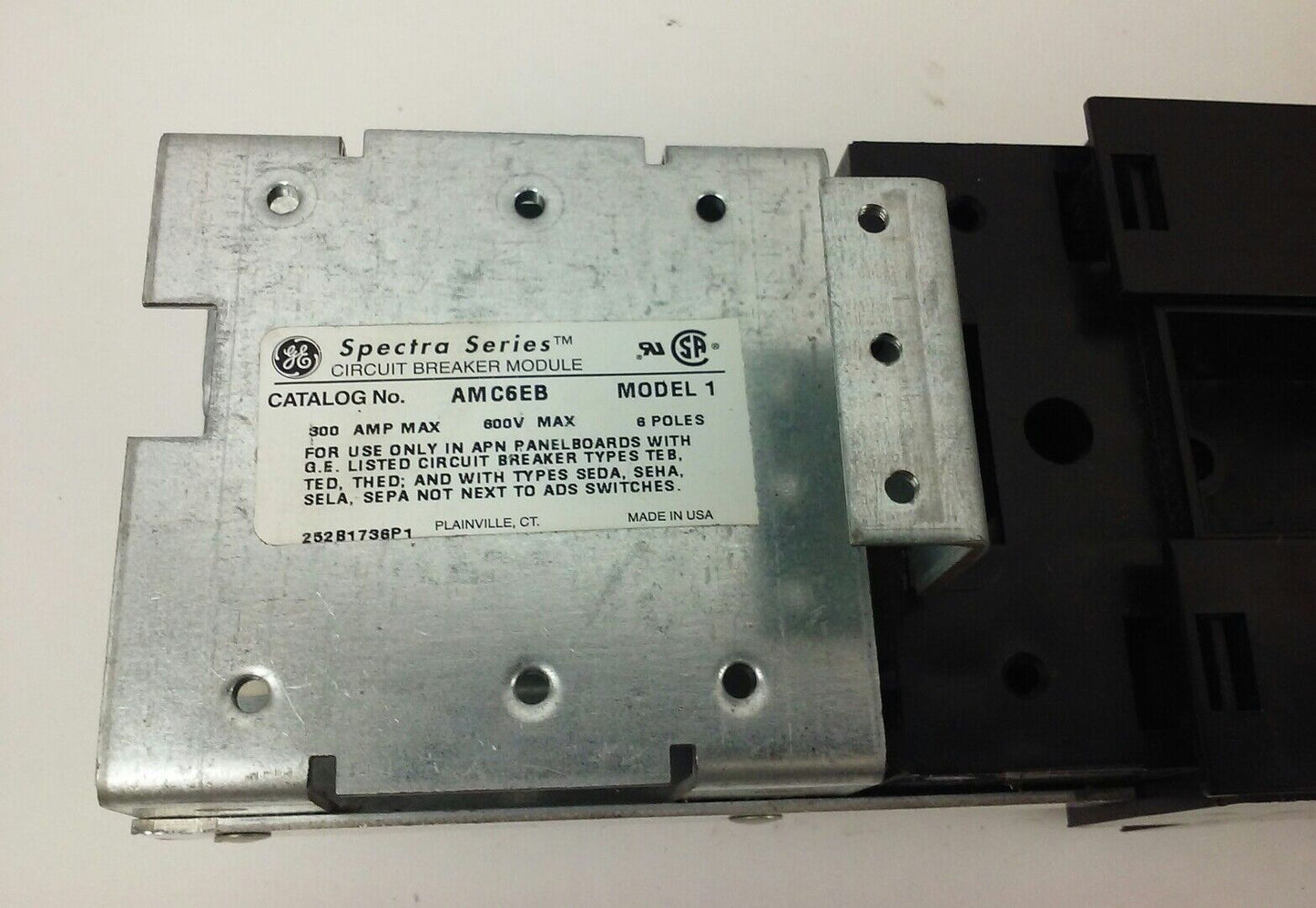 GE SPECTRA SERIES AMC6EB CIRCUIT BREAKER MODULE, 300A, 600V, 6P, USED