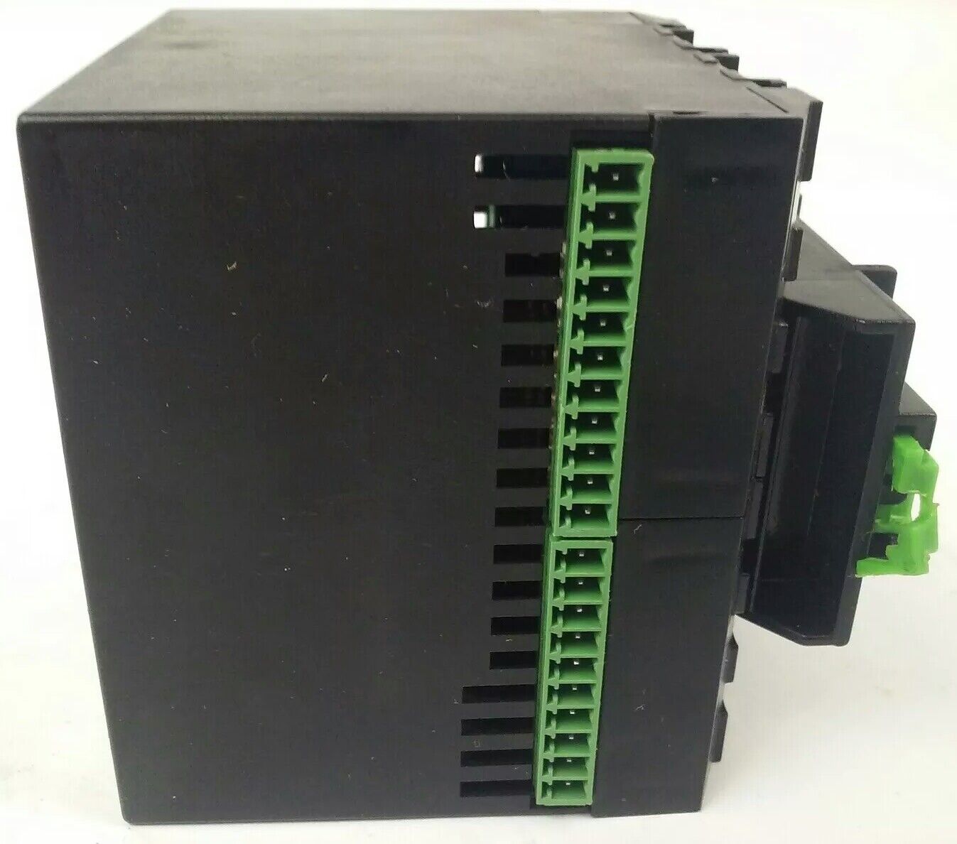 SAUTER EK 501-446-H0-00 POWER SUPPLY 8 POSITION 24V DC EK501446H000