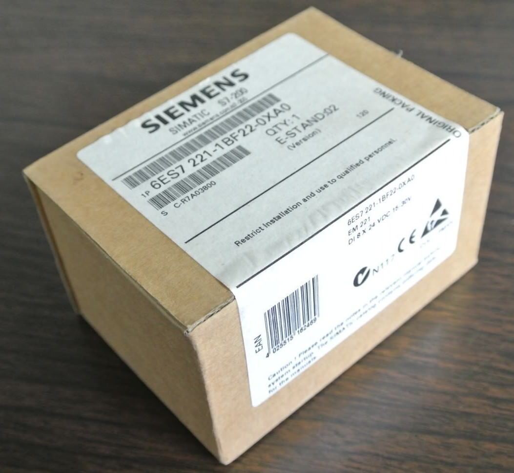 SIEMENS 6ES7 221-1BF22-0XA0 DIGITAL INPUT MODULE 8x24VDC, 15-30V NEW SURPLUS