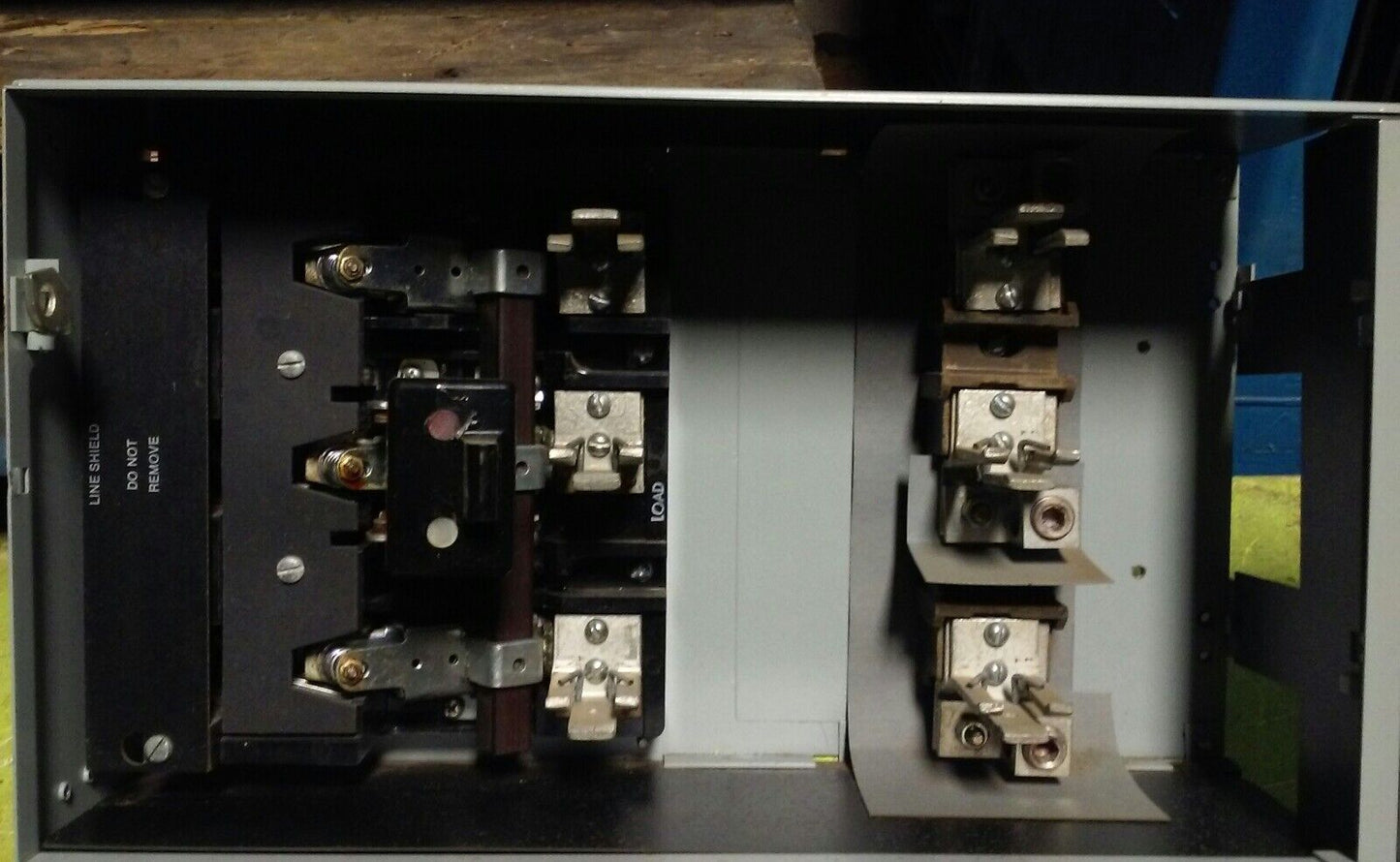 GE General Electric QMR THFP324 200 Amp, 240VAC, 3-Pole Panelboard SWITCH Unit