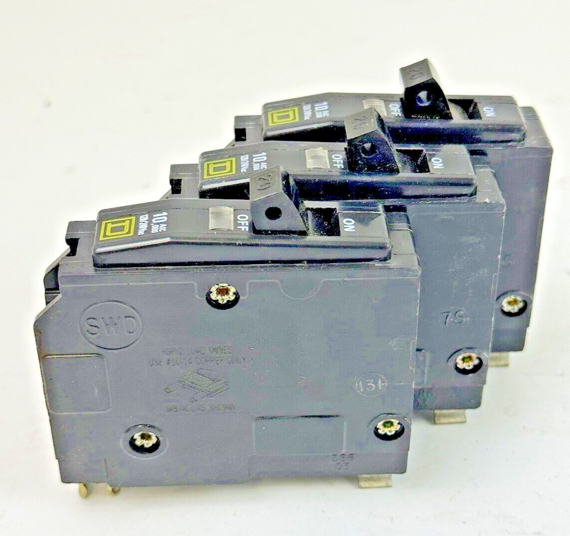 SQUARE D *LOT OF 3* - QO120 - CIRCUIT BREAKERS - 1 POLE/240VAC/20A