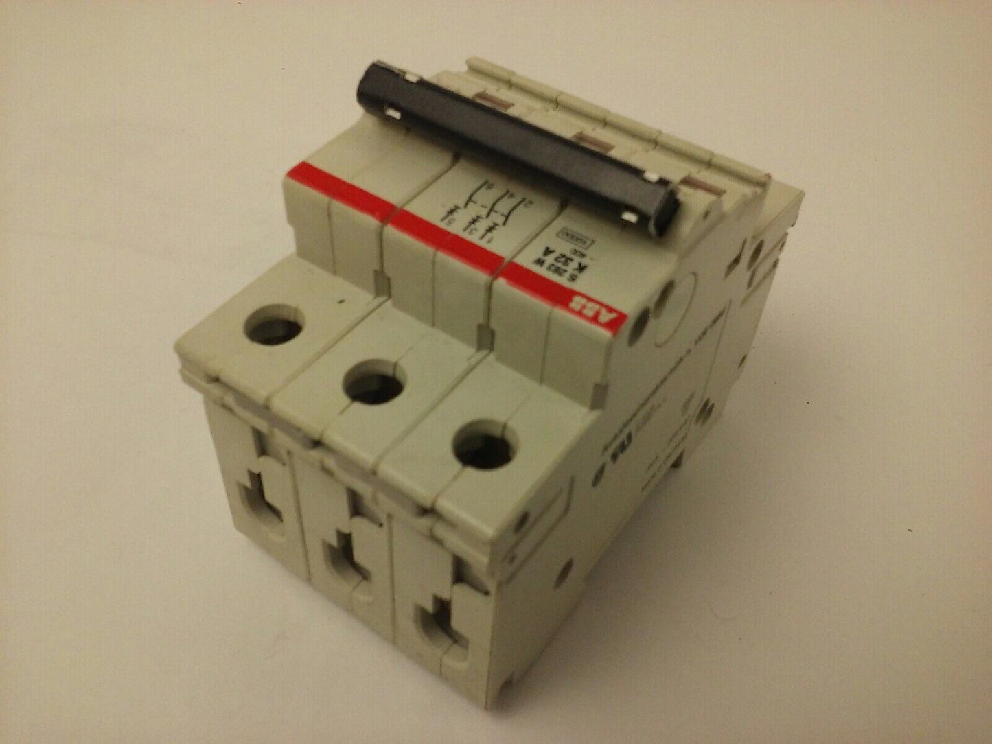 ABB S283W, CIRCUIT BREAKER, K32A, 3POLE, 277/480VAC, MAX 254/440, VDE0660, NEW