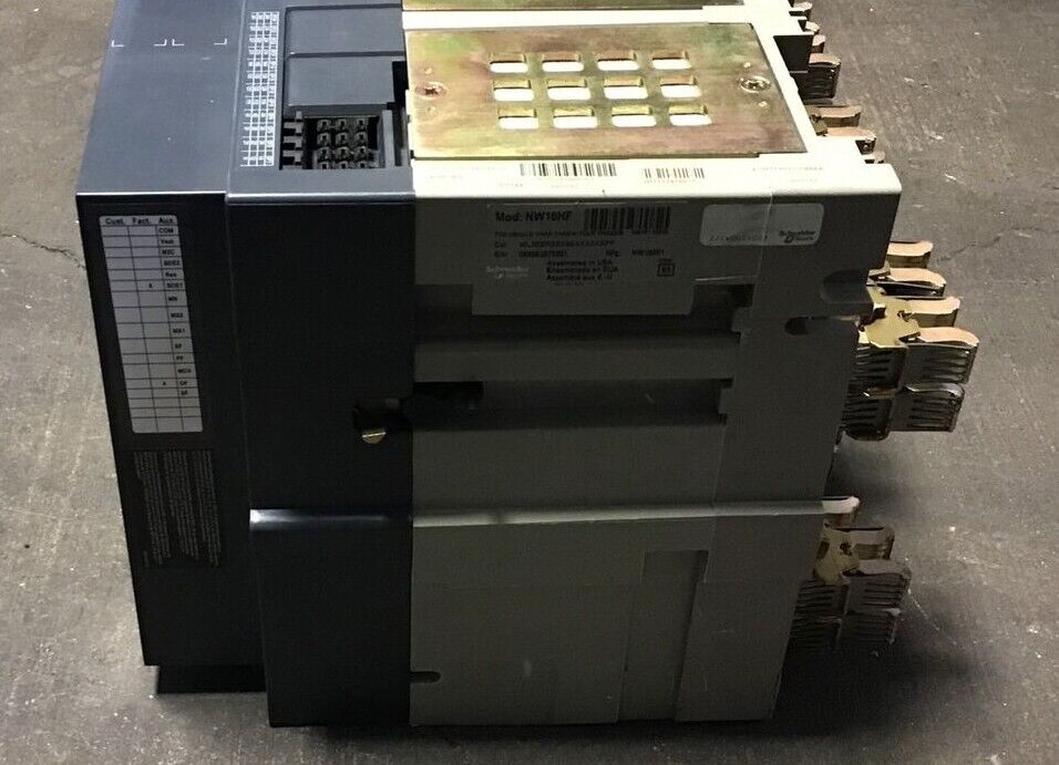 SQUARE D WL3EERSSX9SXXXXXXPF MASTERPACT CIRCUIT BREAKER 1600A NW 16 HF 600VAC