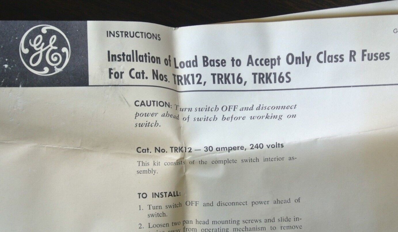 GE TRK12 / TKL1093 - LOAD BASE - 240V, 30A, 3-POLE - NEW SURPLUS