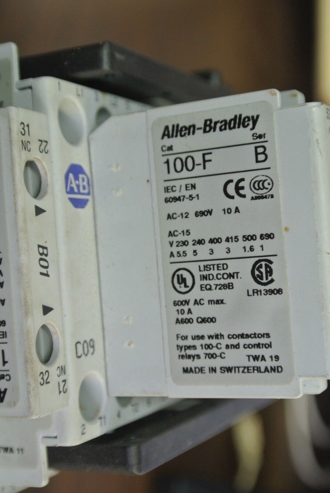 ALLEN-BRADLEY 104-C09UDJ22 REVERSING CONTACTOR incl. 100-FSD250 + 100-F + 100-S