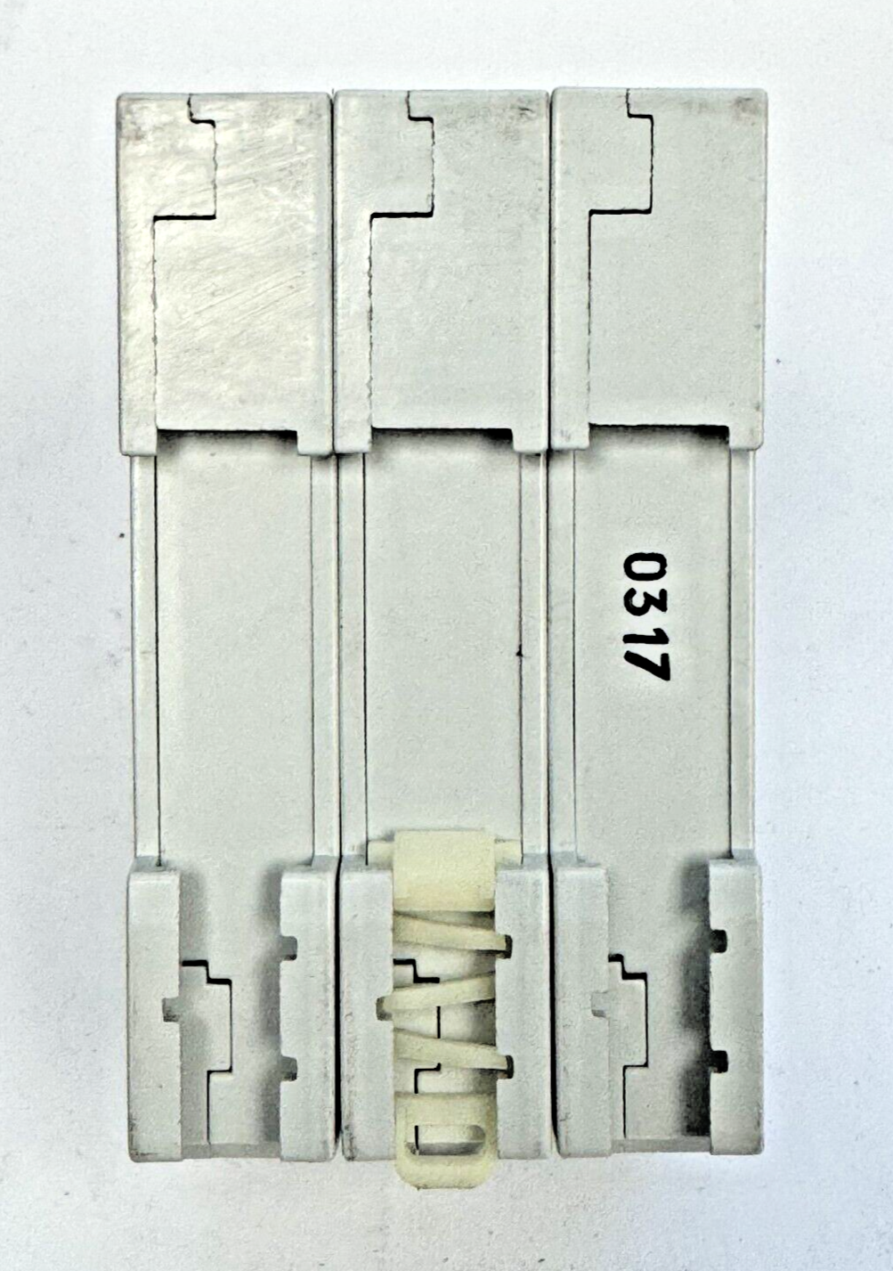 ALLEN-BRADLEY - 1492-CB3-G030 SER. C - MOTOR CONT.- 3P, 3A, 277 V, 1-1/2 HP, 3PH
