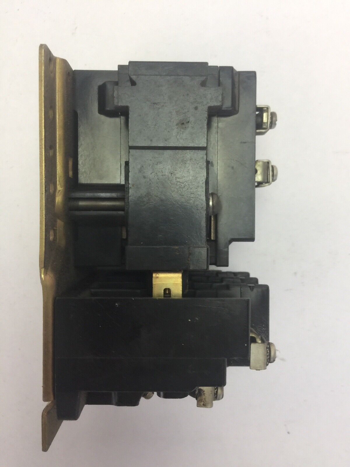 ALLEN BRADLEY BUL 700 BR-310 RELAY 600VAC 10A NON-INDUCTIVE 76A01 COIL 110V 60CY