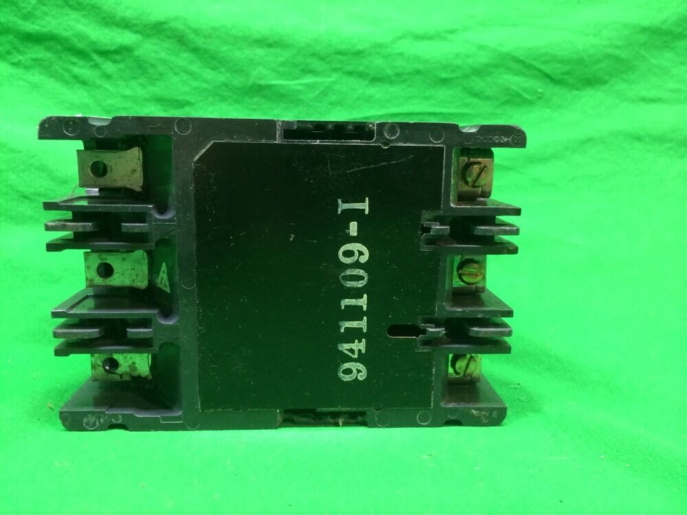 WESTINGHOUSE HMCP003A0C 3 AMP BREAKER 3POLE
