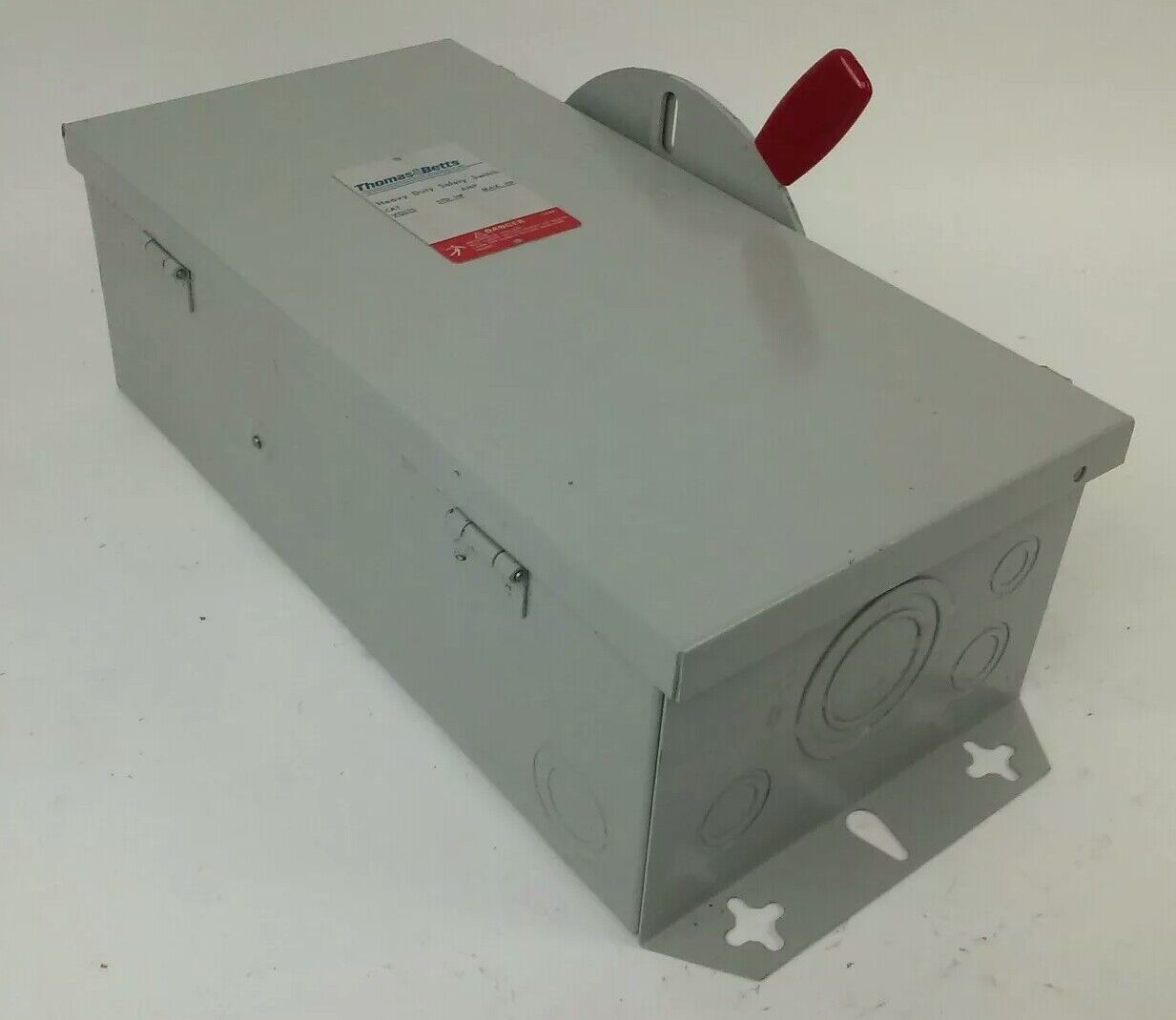 THOMAS & BETTS RHD361NF-TB SAFETY SWITCH 3P 30A 600V 30HP TYPE 3R RAINPROOF