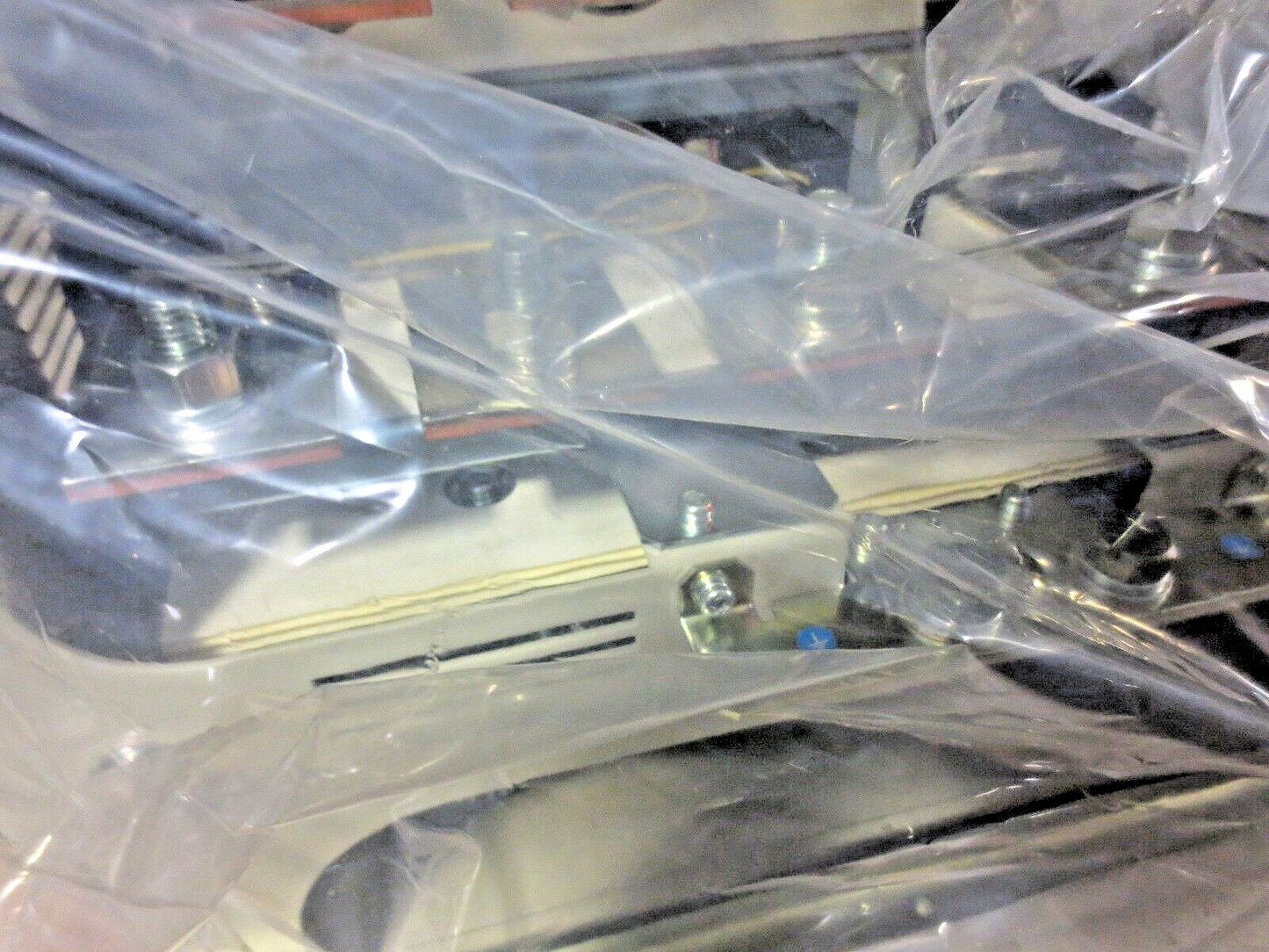 YASKAWA CIMR-LU2A0346AAA / L1000A AC DRIVE - 200V, 3PHASE, 346A - ELEVATOR DRIVE
