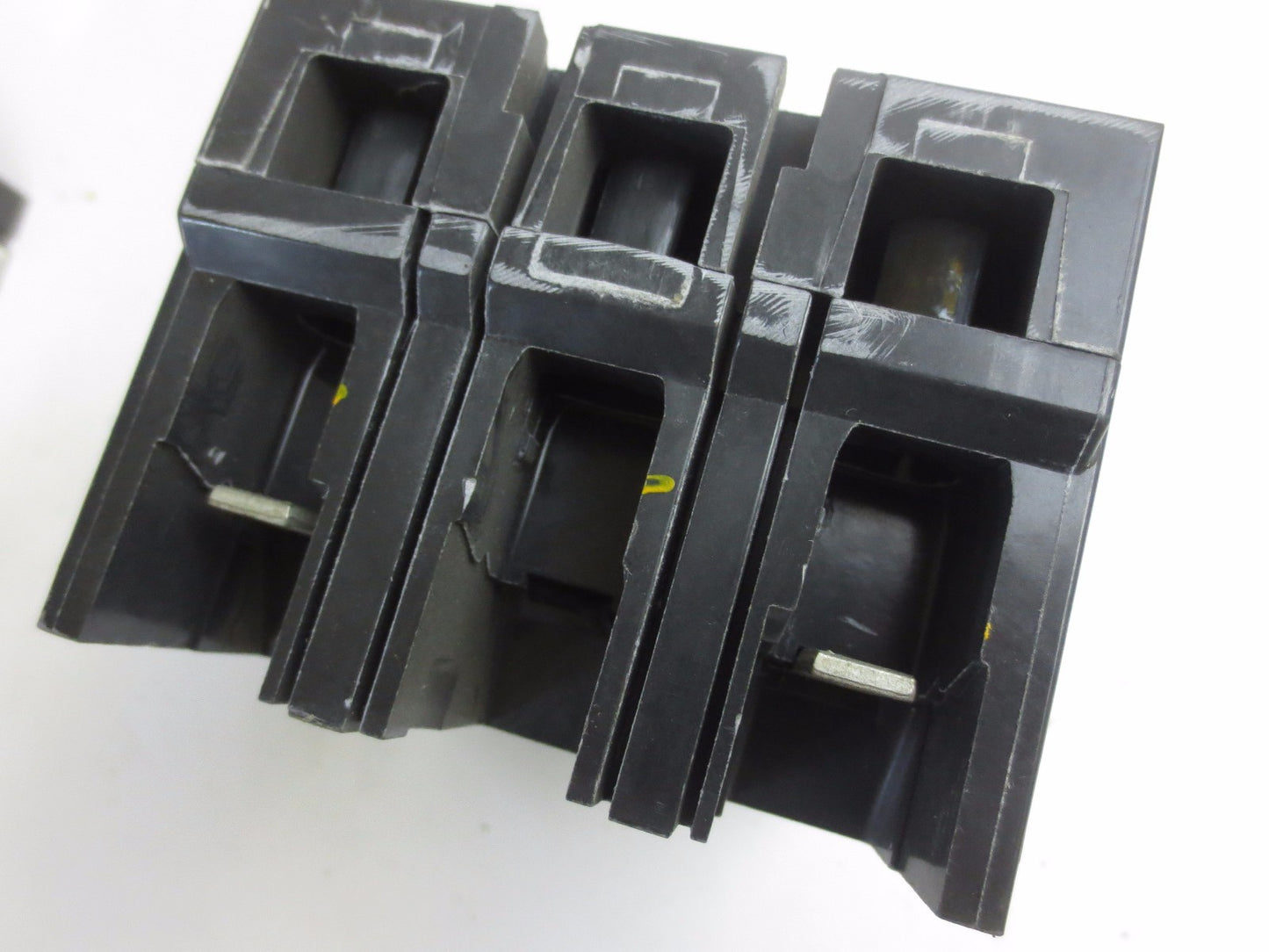 GE SPECTRA RMS SERIES SELA24AT0030 - CIRCUIT BREAKER - 600V - 30A - 2P