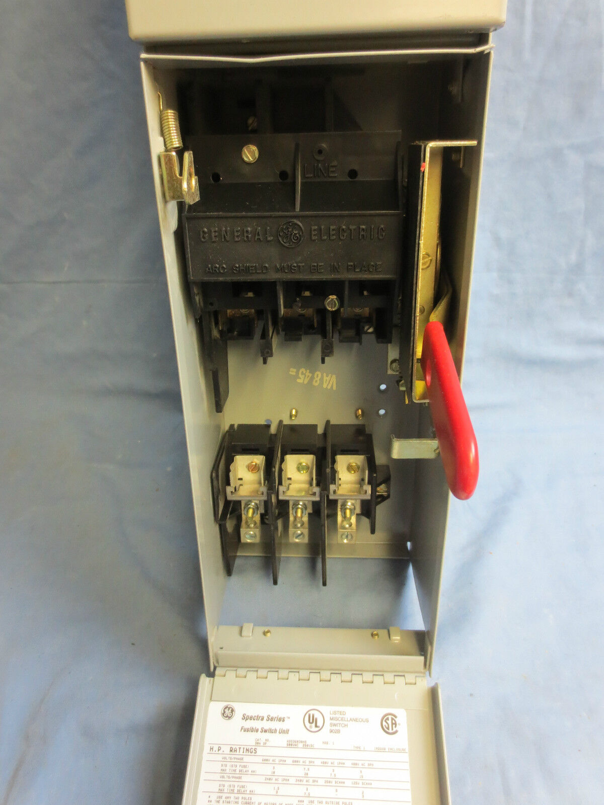 GE ADS36030HS SPECTRA FUSIBLE SWITCH UNIT - 30A, 600V, 3-POLE - NEW SURPLUS