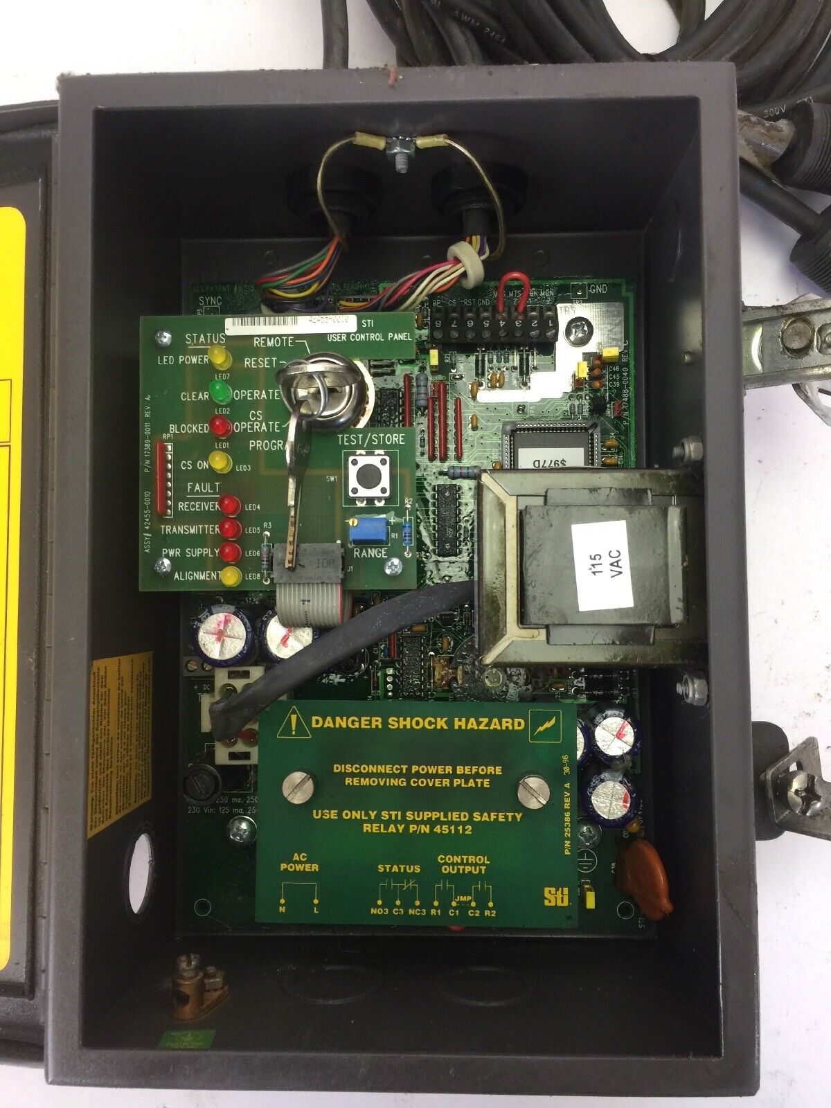 STI MS/FS43CNTRL-B2-E-AC1 LIGHT CURTAIN CONTROLLER 115VAC MS4320B2-AC1-15X-05R-E