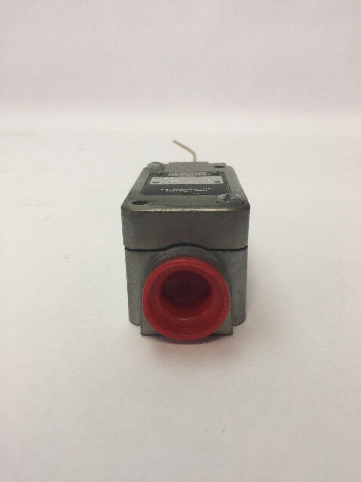 R.B. DENISON LOXSWITCH C2BW LIMIT SWITCH